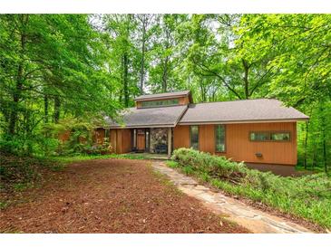 Photo one of 3075 Berry Rd Loganville GA 30052 | MLS 7383285
