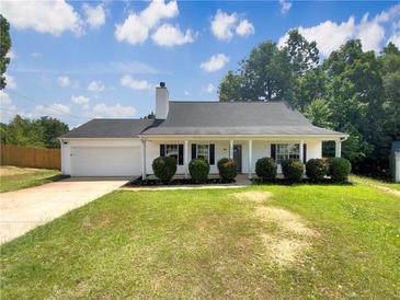 Photo one of 2790 Holly Berry Dr Ellenwood GA 30294 | MLS 7402176