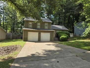 Photo one of 792 Greenhedge Dr Stone Mountain GA 30088 | MLS 7423636