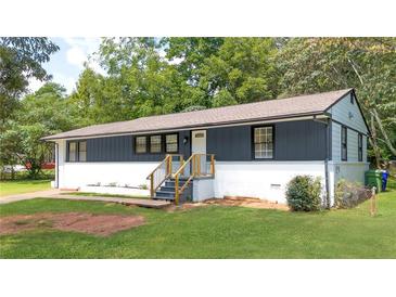 Newly painted ranch home with curb appeal at 794 Casplan Sw St, Atlanta, GA 30310