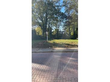 Vacant lot ready for new construction at 133 Haygood Se Ave, Atlanta, GA 30315
