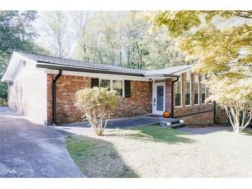 Photo one of 579 Sw Fielding Sw Ln Atlanta GA 30311 | MLS 7479539