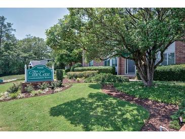 Photo one of 4266 Roswell Rd Ne # H4 Atlanta GA 30342 | MLS 7482496