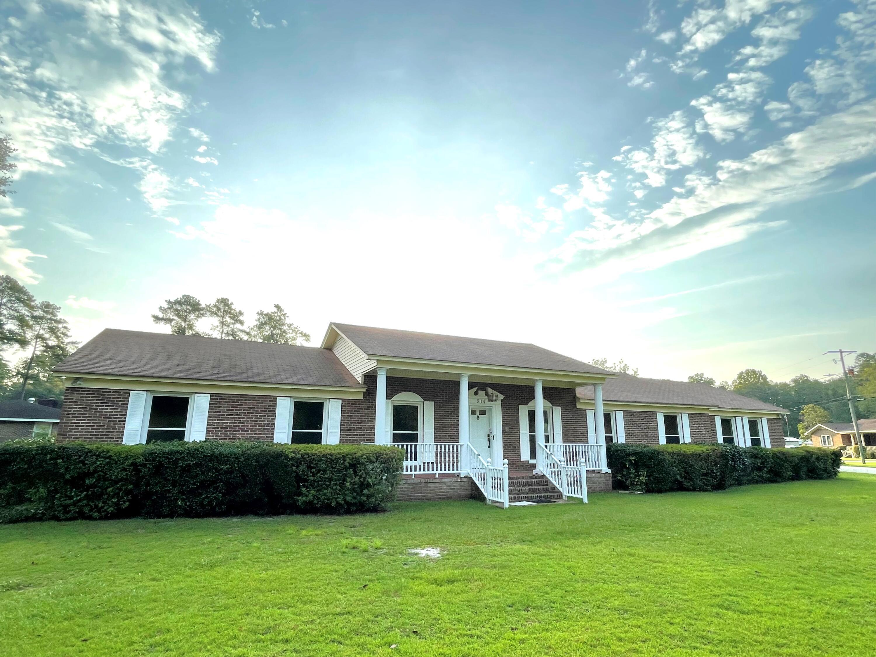 Photo one of 214 Stark Dr Walterboro SC 29488 | MLS 23019382