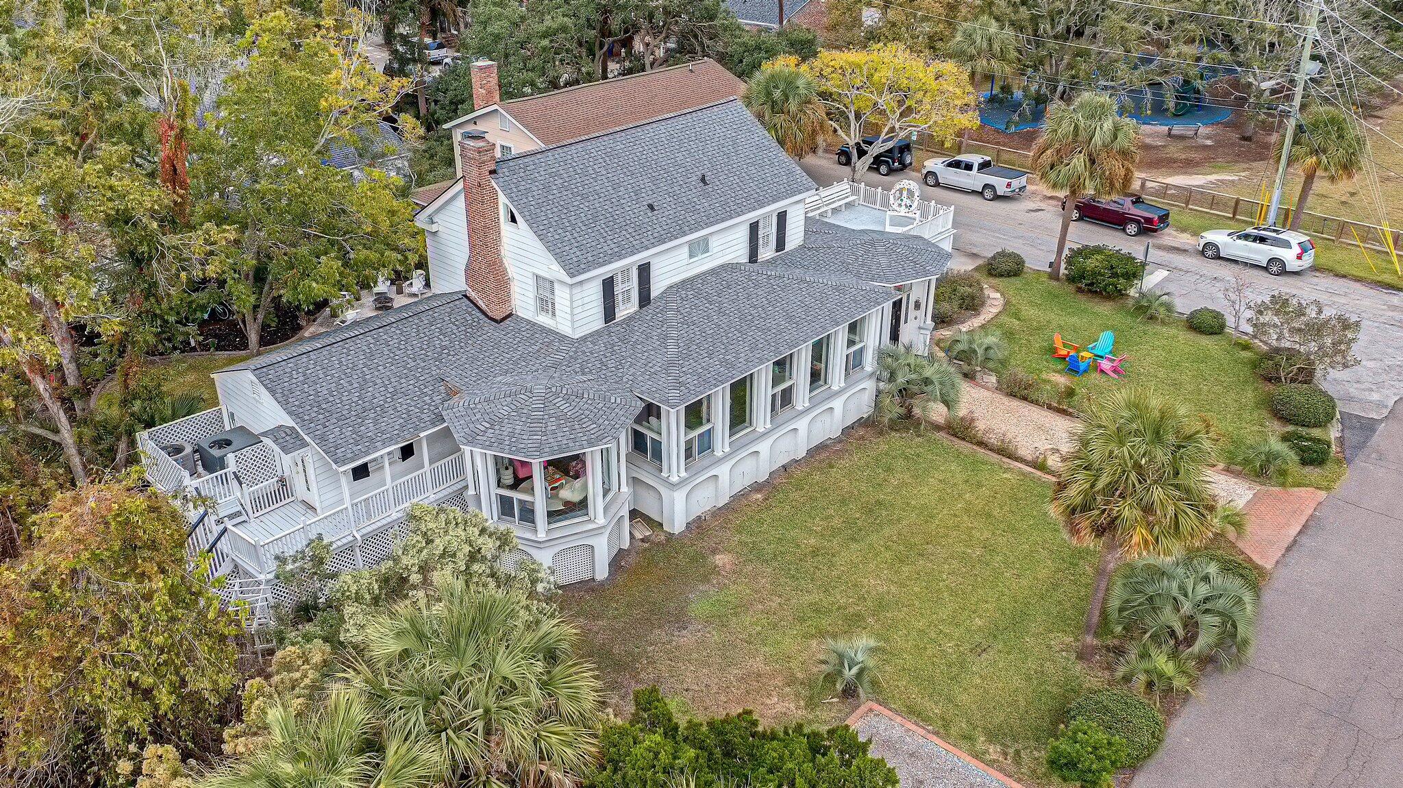 Photo one of 2 Canal St Charleston SC 29401 | MLS 23024759