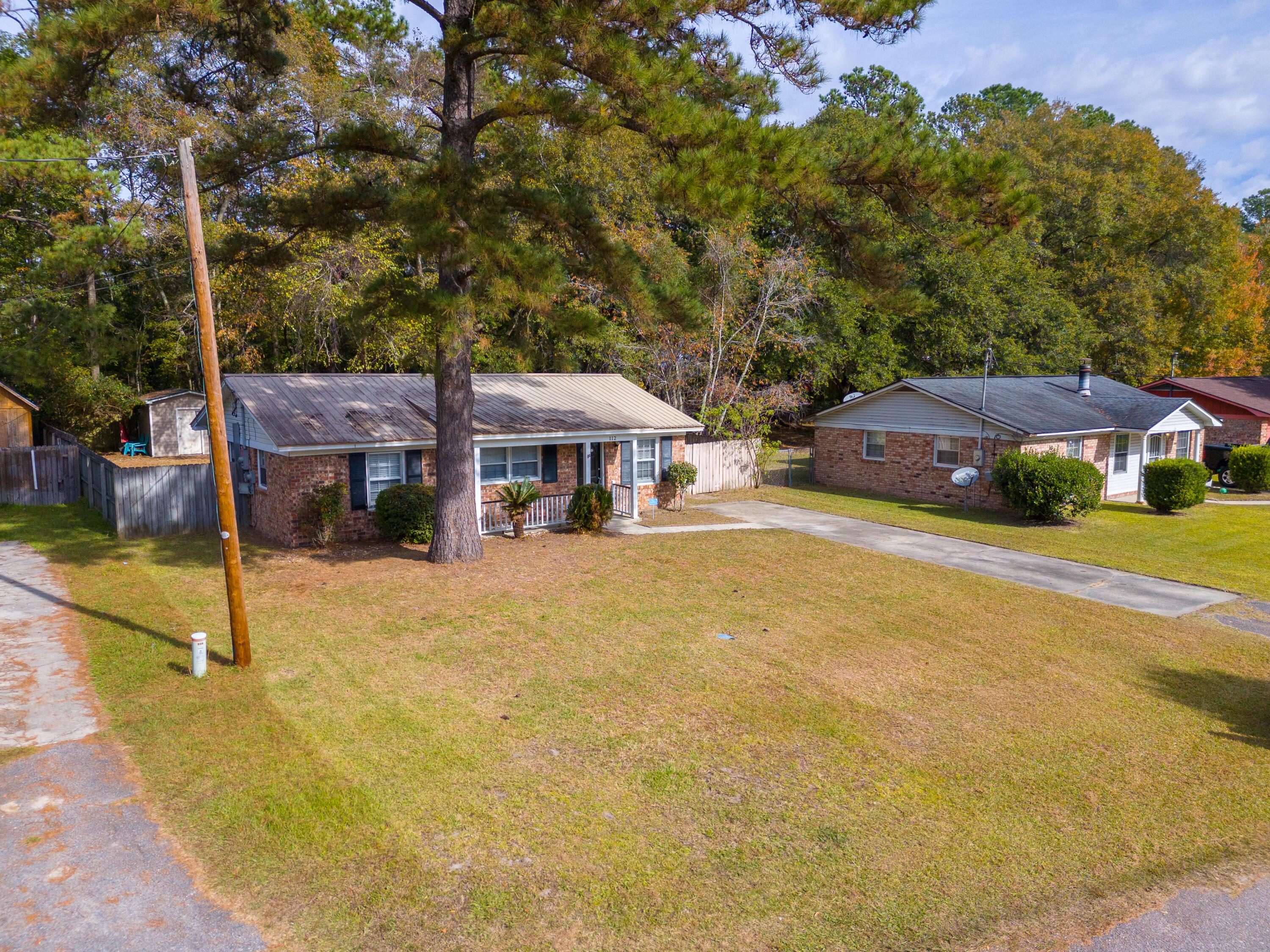 Photo one of 112 Hope Dr Summerville SC 29485 | MLS 23025778