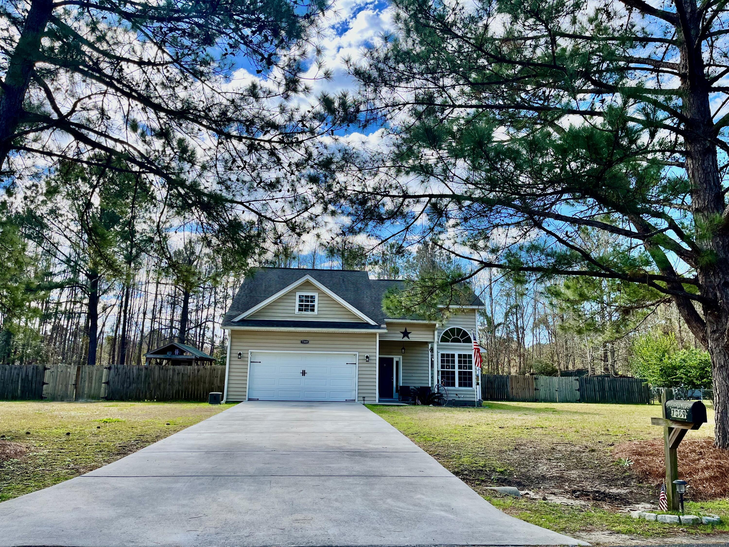 Photo one of 7389 Commodore Rd Hollywood SC 29449 | MLS 24004254