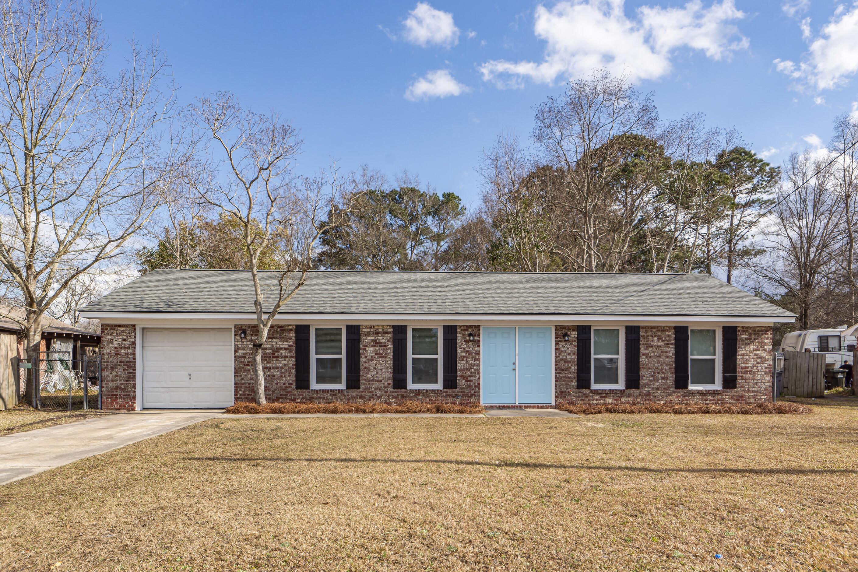 Photo one of 9814 Midview Dr Ladson SC 29456 | MLS 24004758
