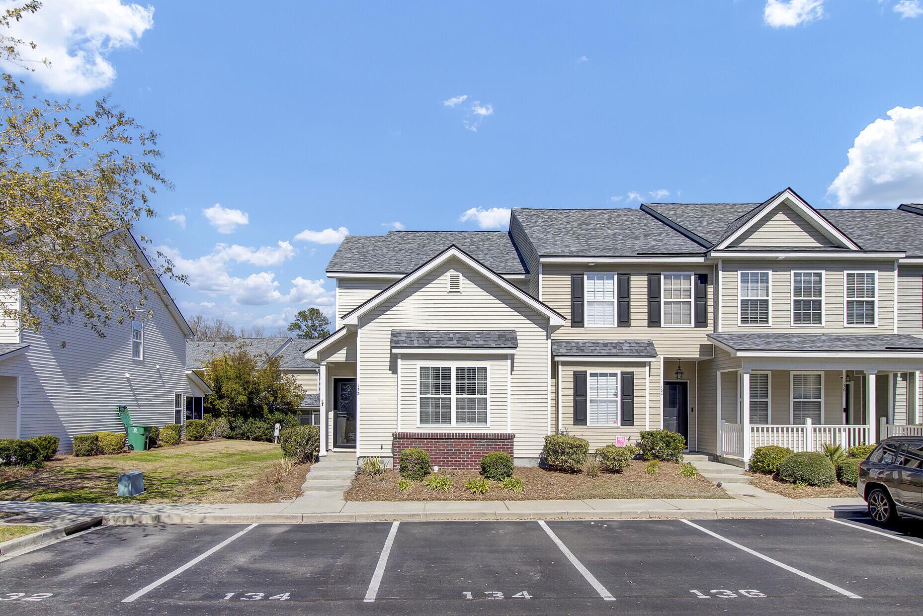 Photo one of 132 Woodward Rd Goose Creek SC 29445 | MLS 24005118