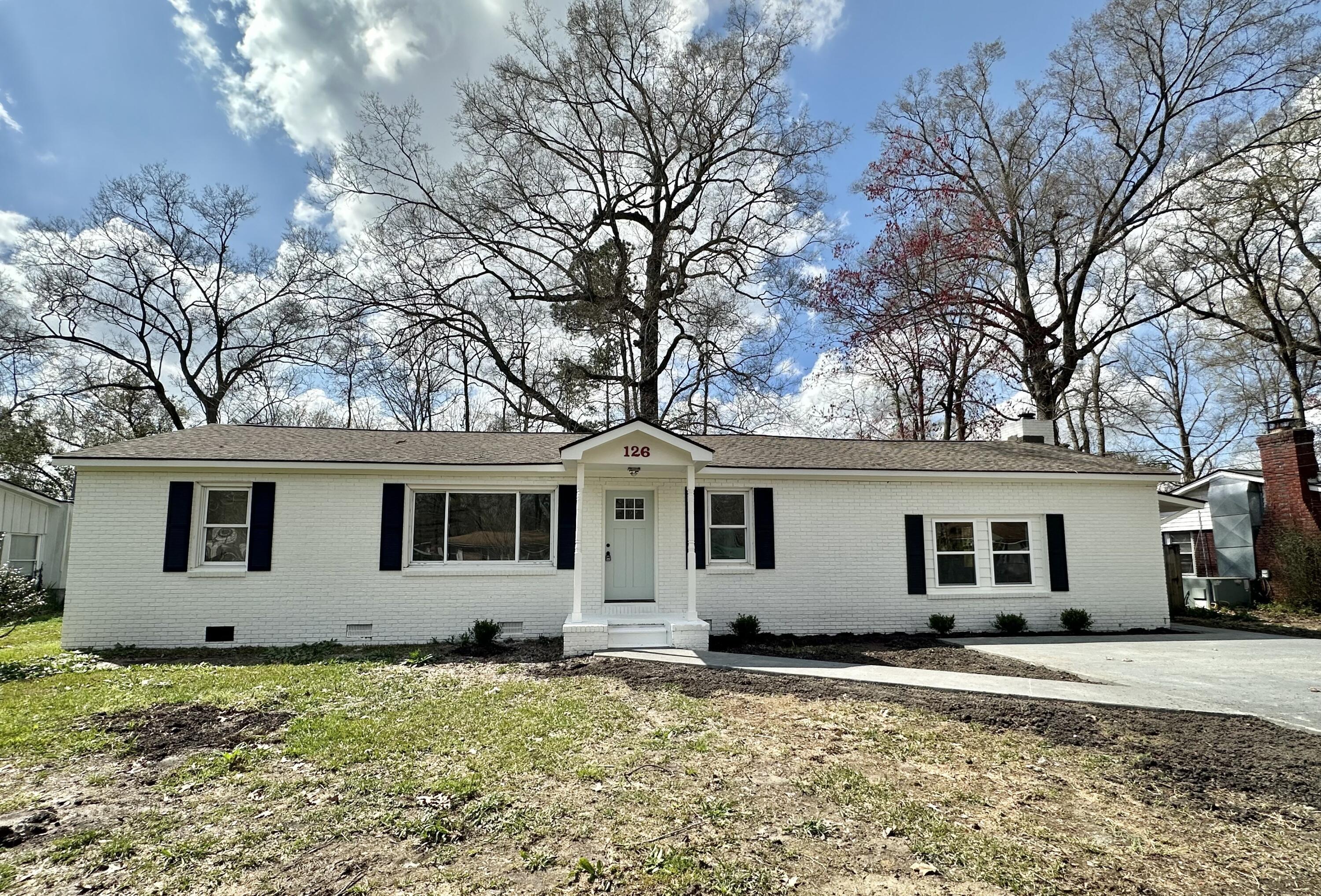 Photo one of 126 Cannon Ave Goose Creek SC 29445 | MLS 24005633