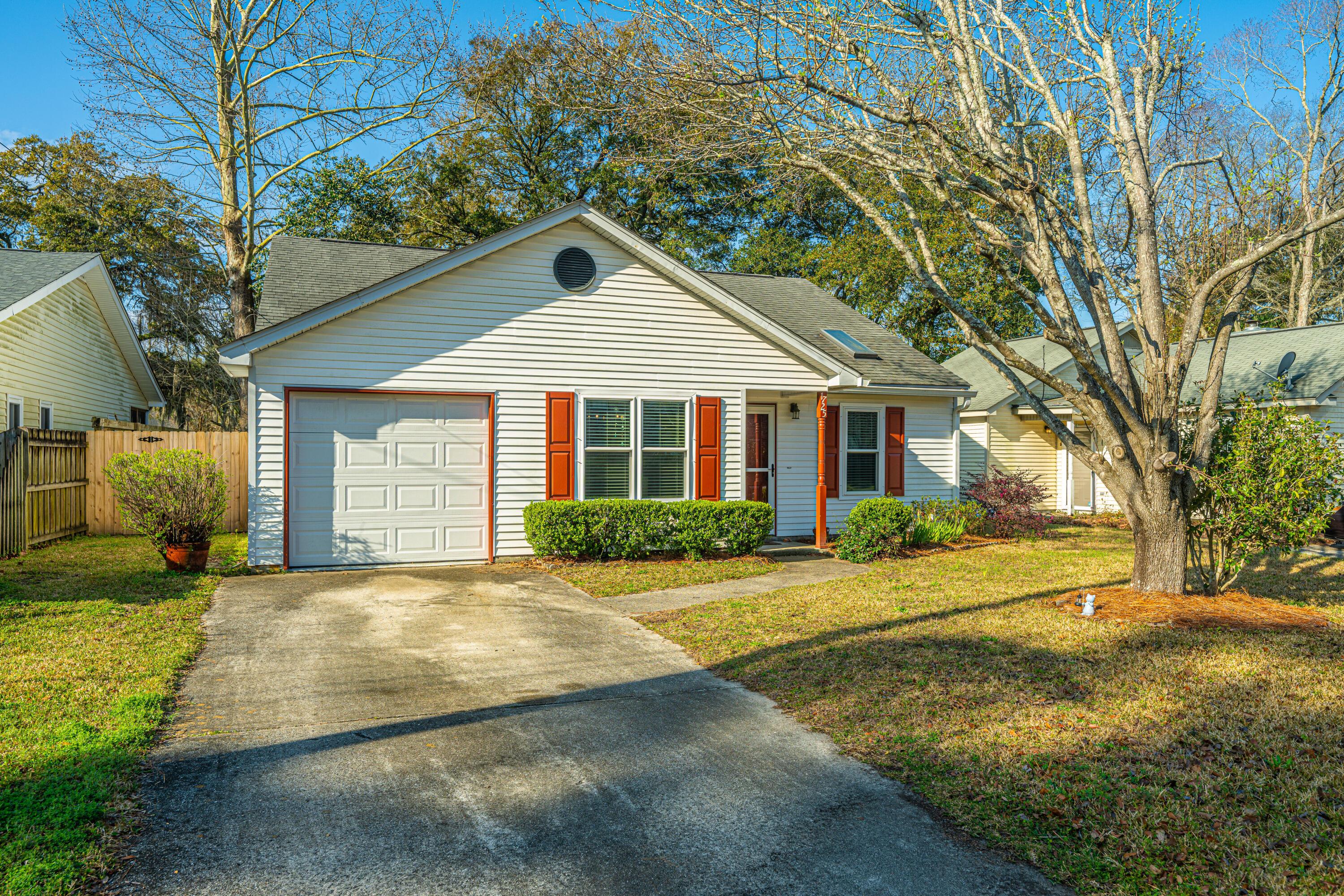Photo one of 1725 River Front Dr Charleston SC 29407 | MLS 24006037