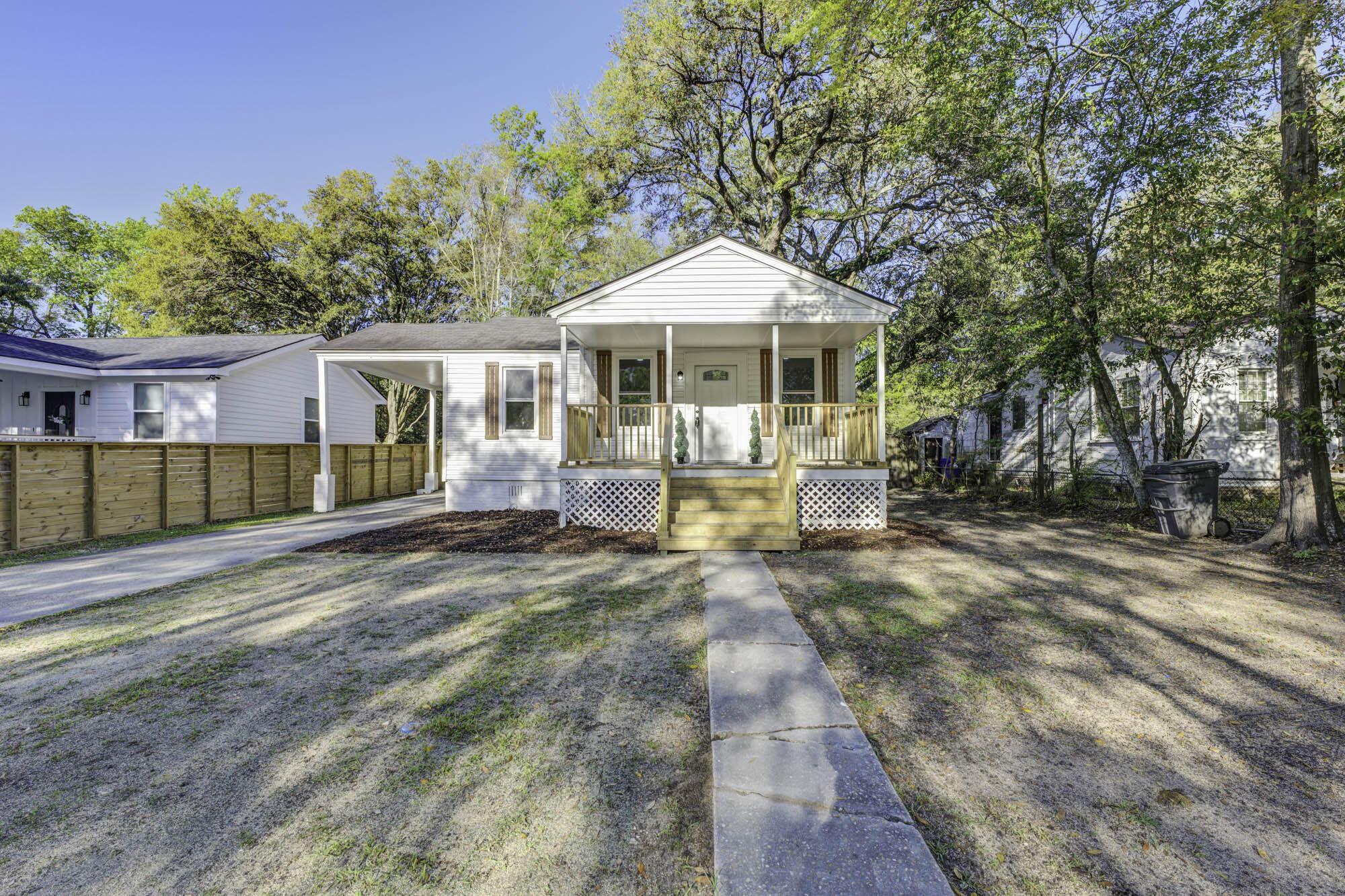 Photo one of 2618 Seymour Ave North Charleston SC 29405 | MLS 24008159