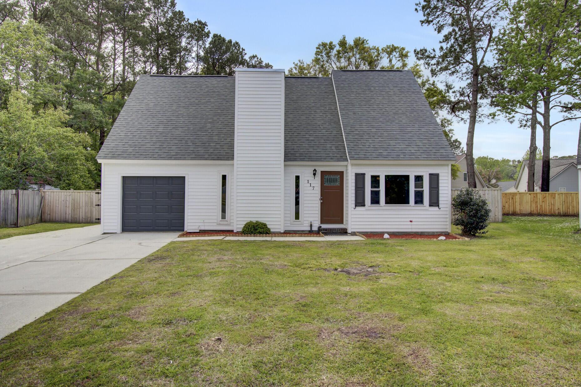 Photo one of 117 Crooked Creek Ct Summerville SC 29486 | MLS 24009007