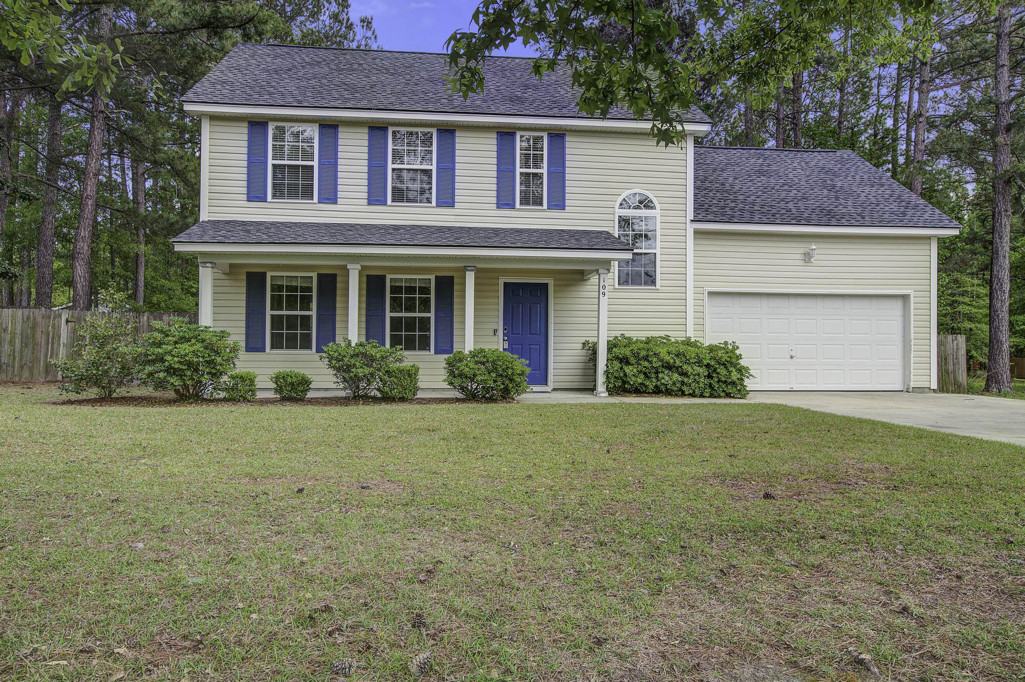Photo one of 109 Chiles Dr Summerville SC 29483 | MLS 24009011