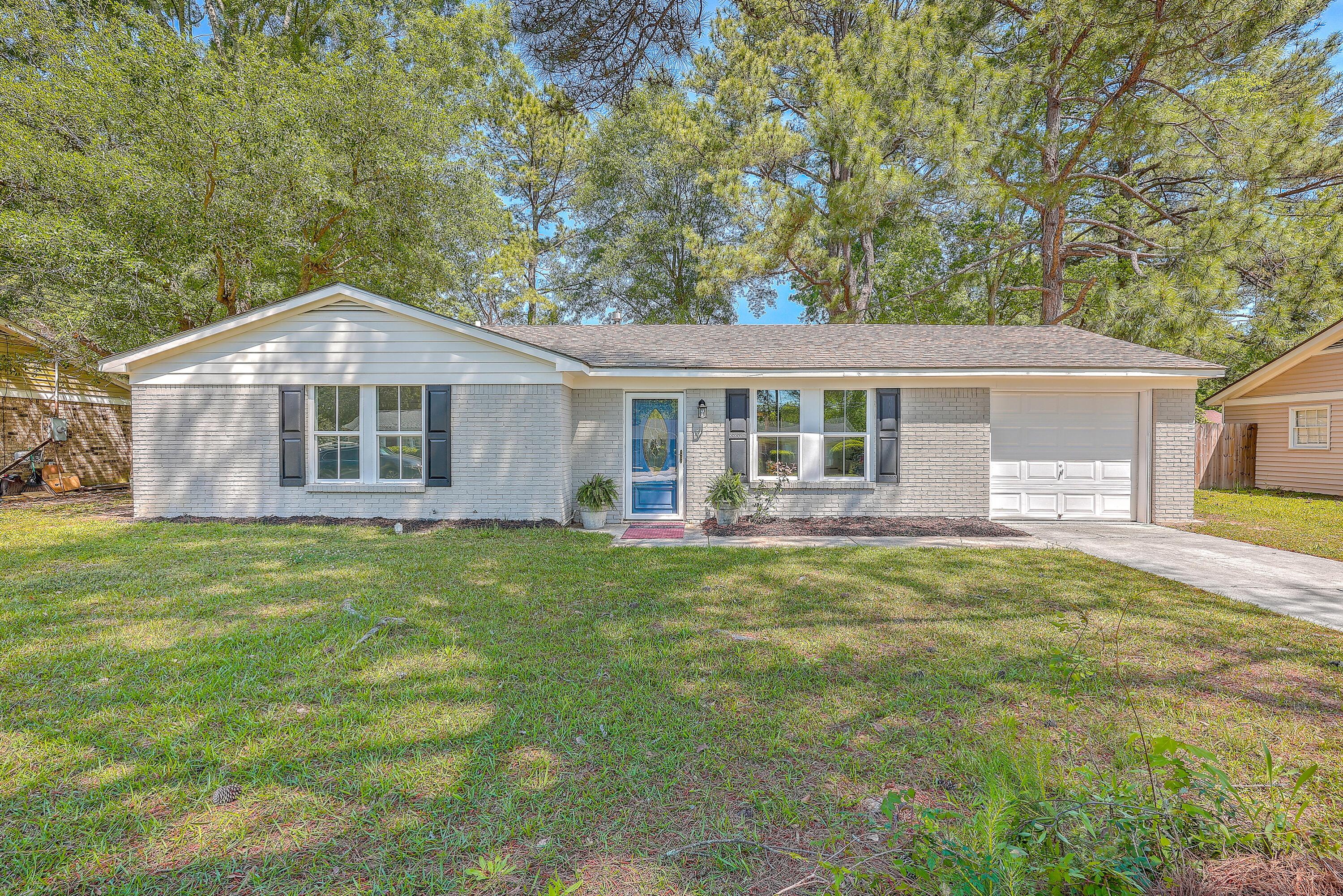 Photo one of 3264 Stonehaven Dr North Charleston SC 29420 | MLS 24009541