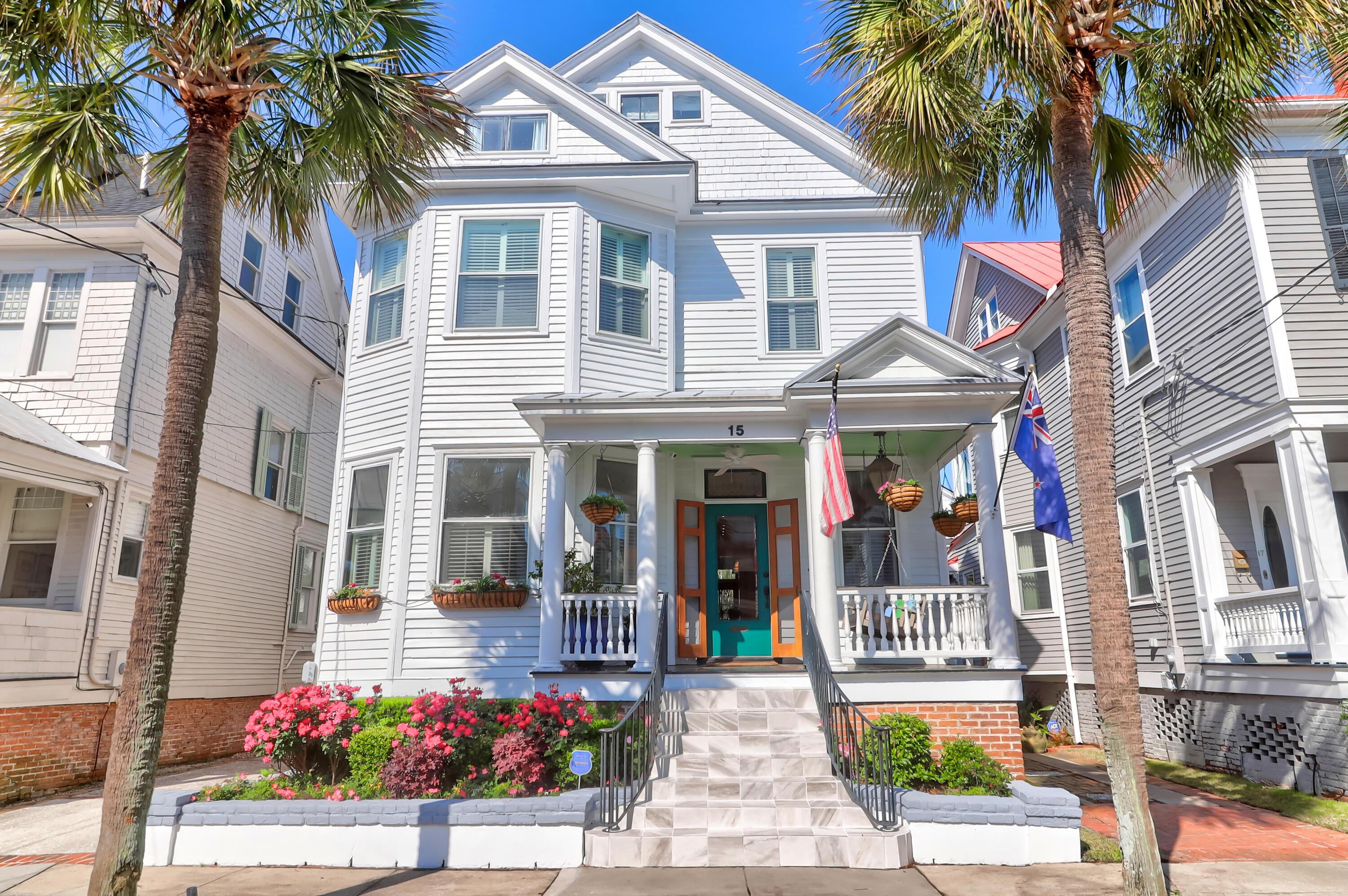 Photo one of 15 Colonial St Charleston SC 29401 | MLS 24009551