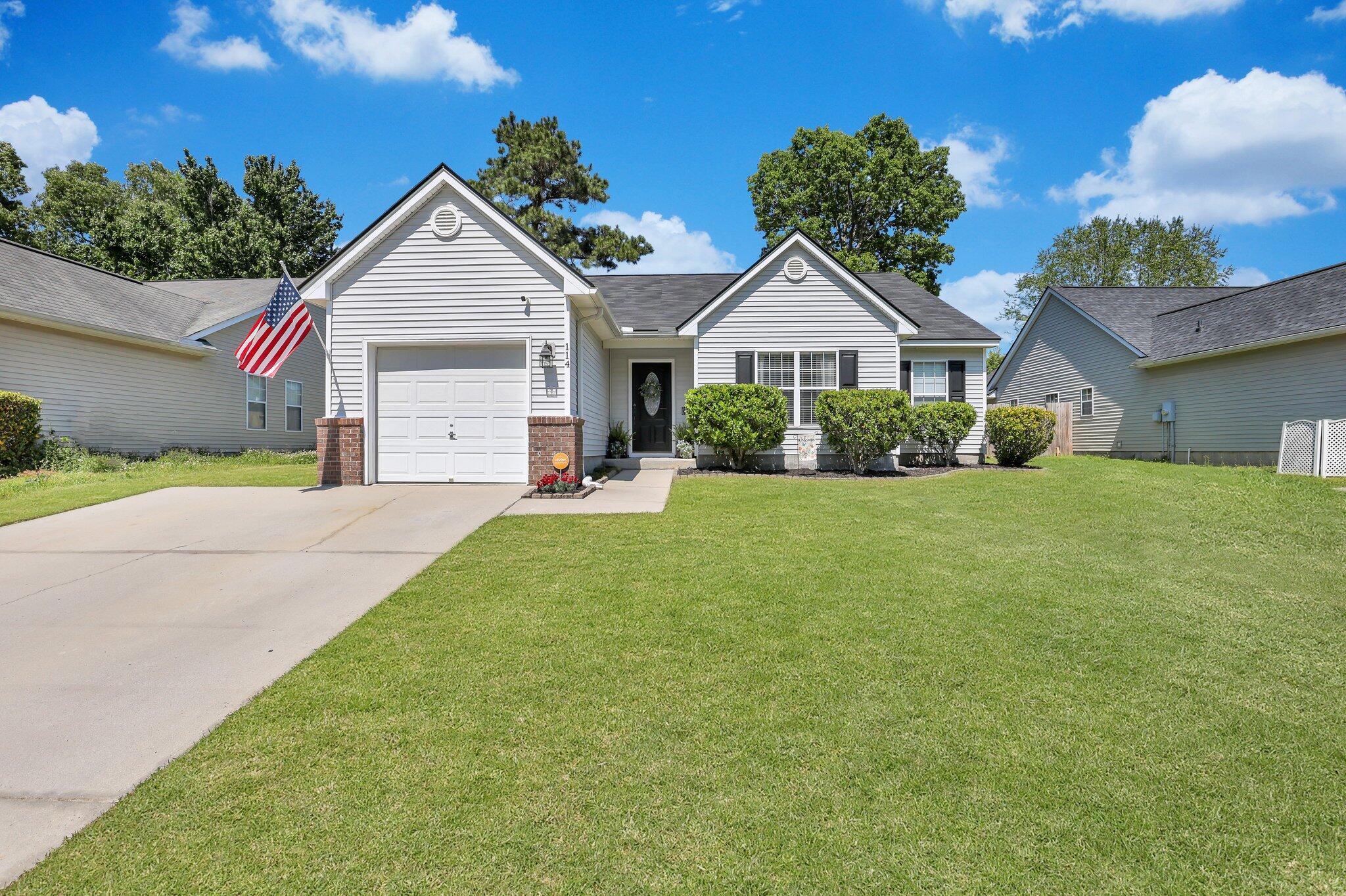Photo one of 114 Old Tree Rd Goose Creek SC 29445 | MLS 24009668