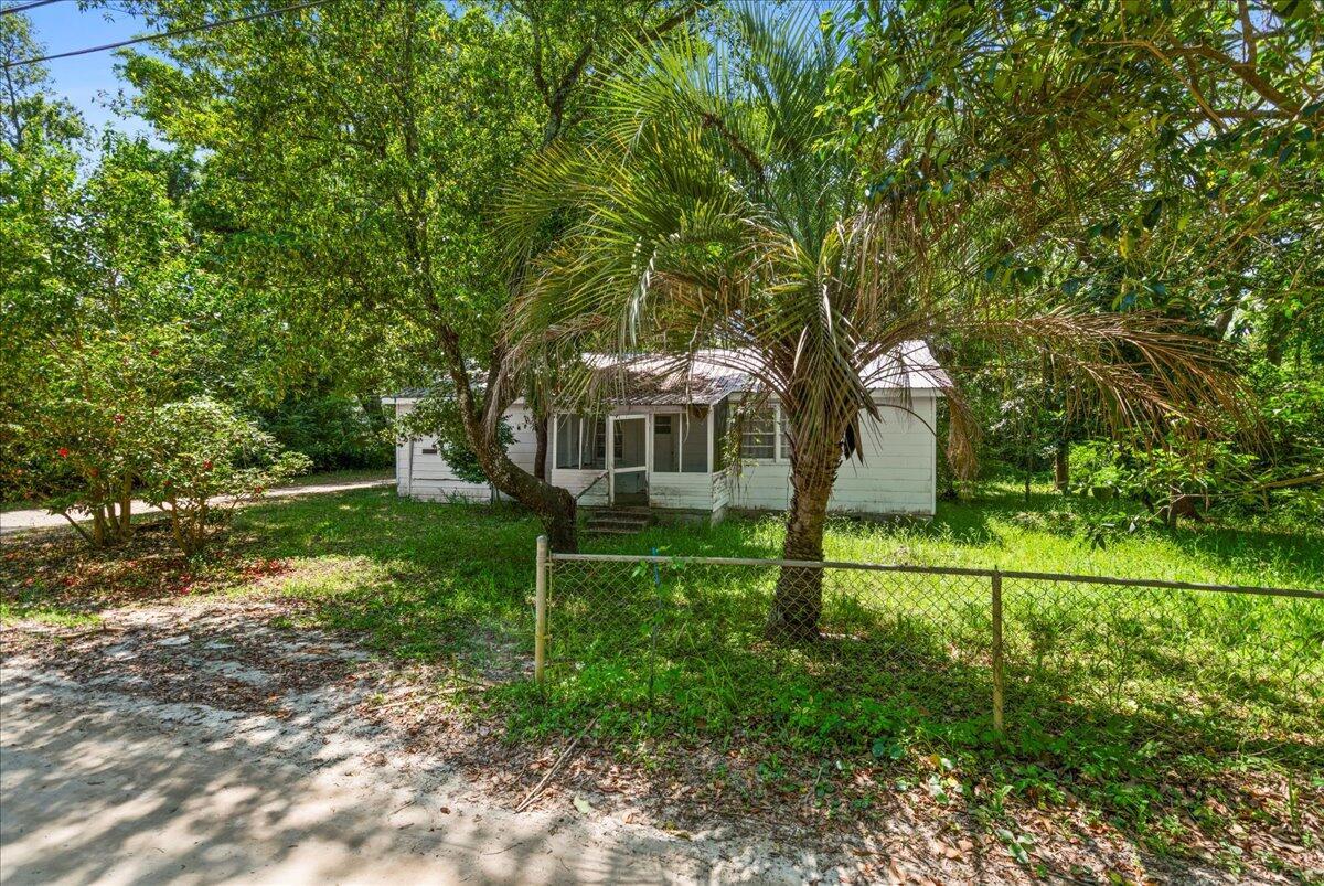 Photo one of 1333 North And South Rd Charleston SC 29412 | MLS 24010347