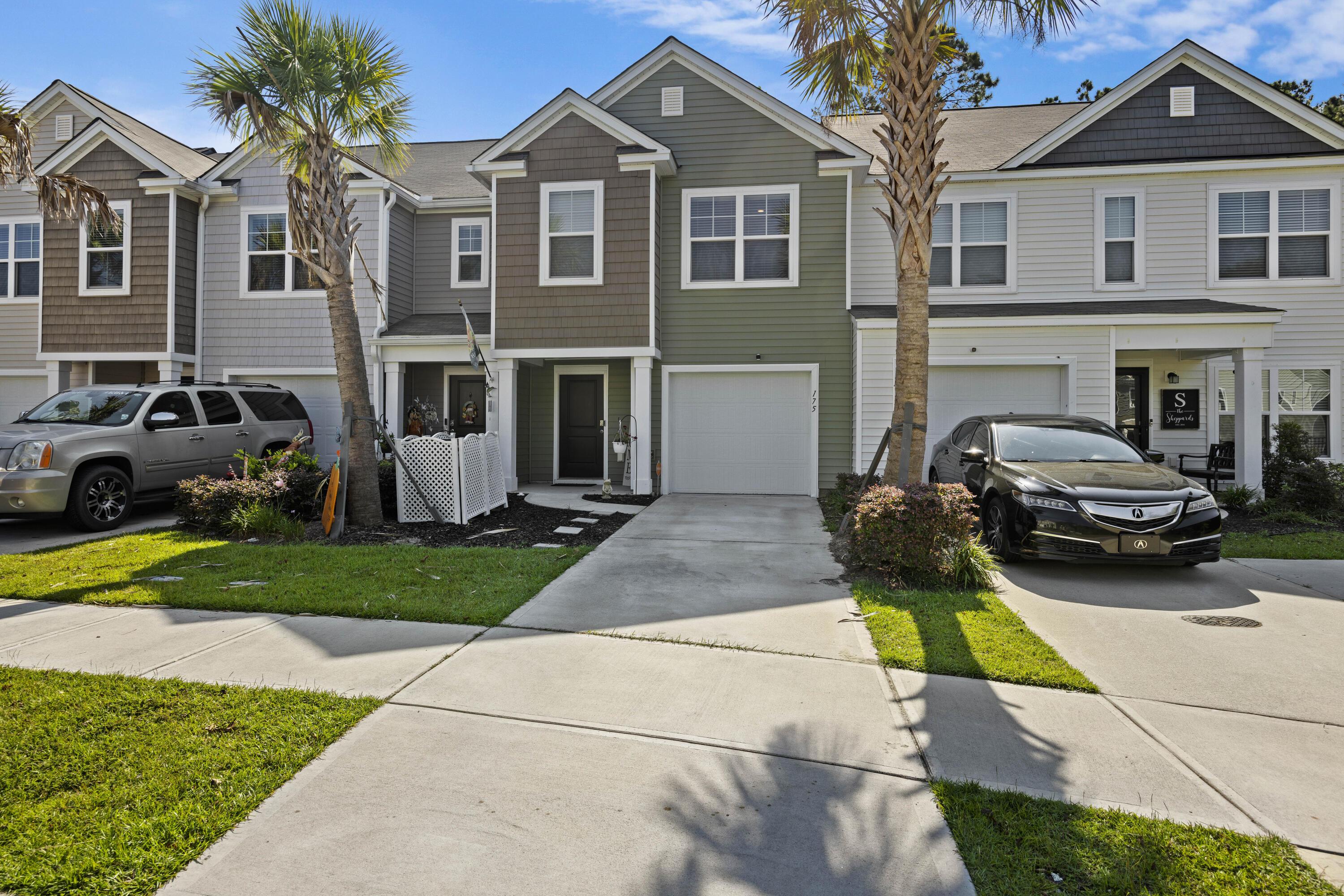 Photo one of 175 Rosefield Ct Summerville SC 29485 | MLS 24026085