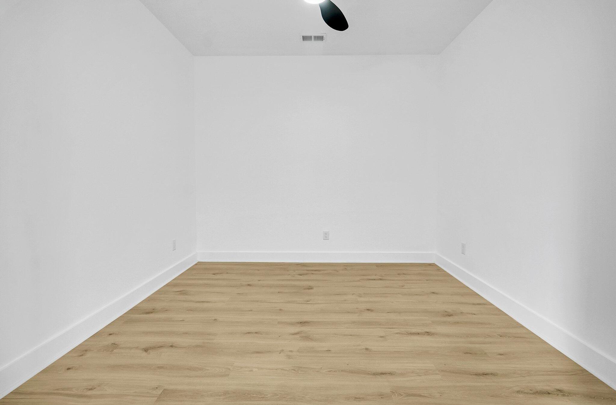 Photo #15
