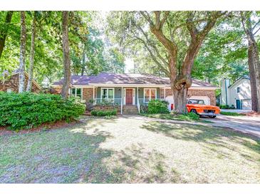 Photo one of 107 Sumners Aly Summerville  29485 | MLS 24010476