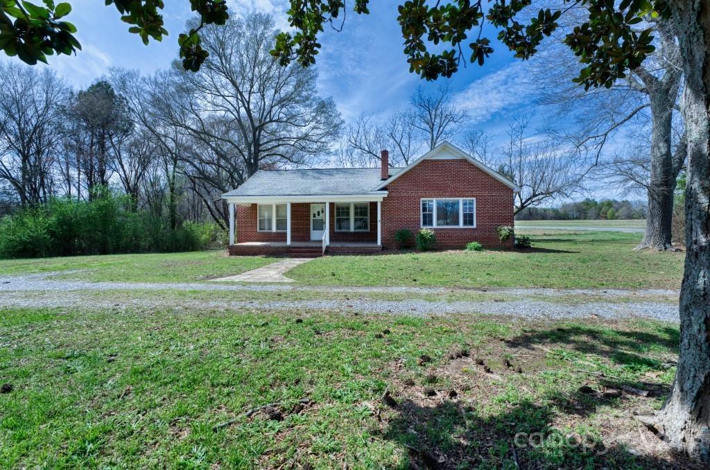 Photo one of 1414 (1410) Sulphur Springs Rd Shelby NC 28152 | MLS 4075068