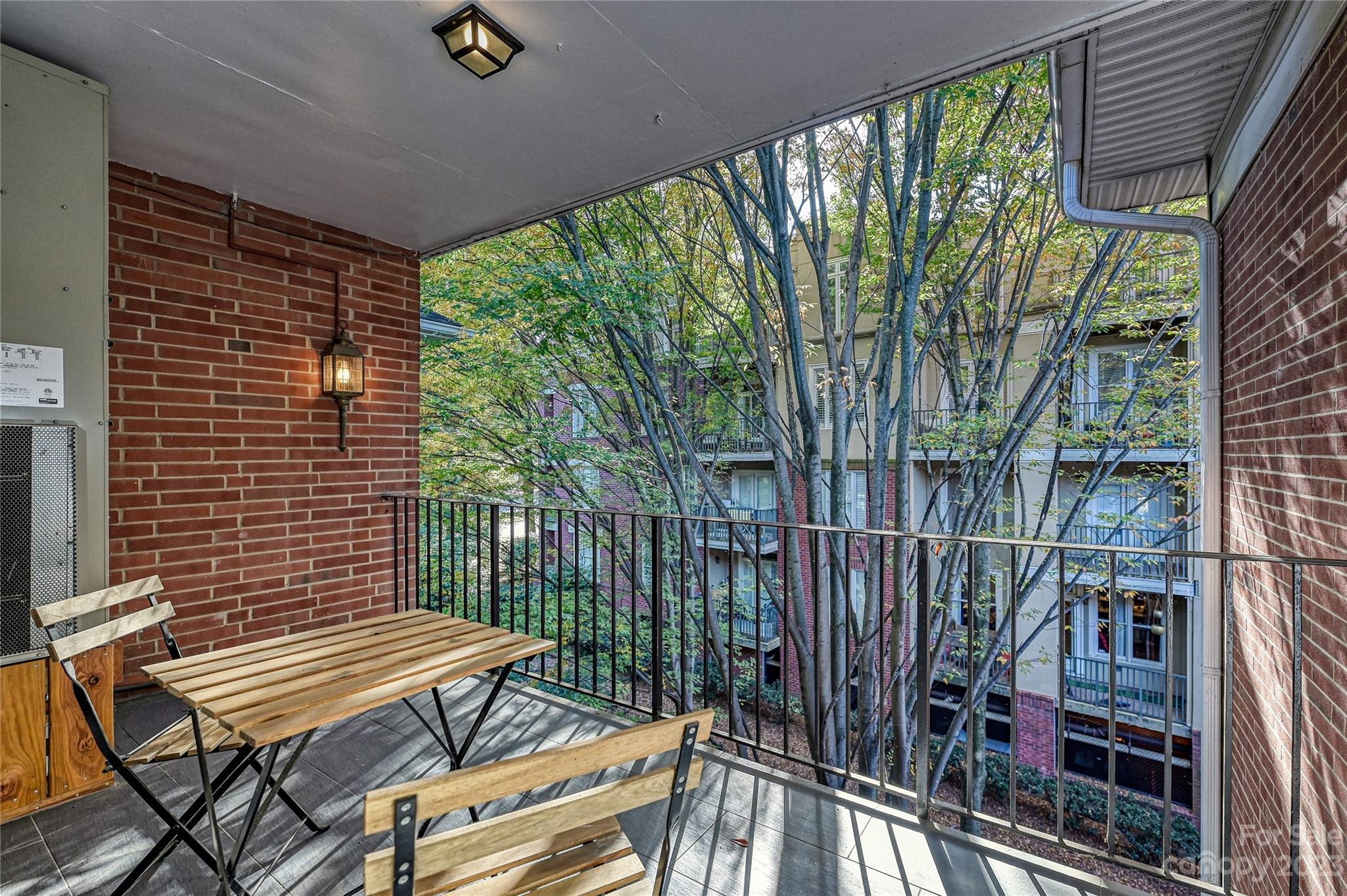Photo one of 400 Queens Rd # B5 Charlotte NC 28207 | MLS 4083657