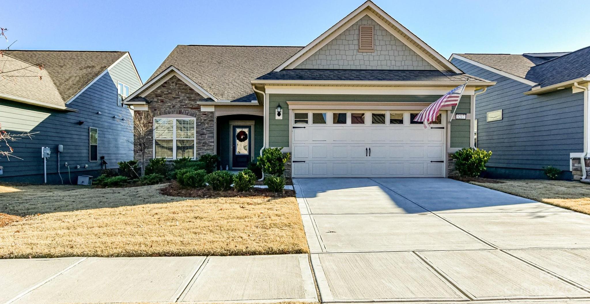 Photo one of 5217 Sweet Fig Way Fort Mill SC 29715 | MLS 4085663