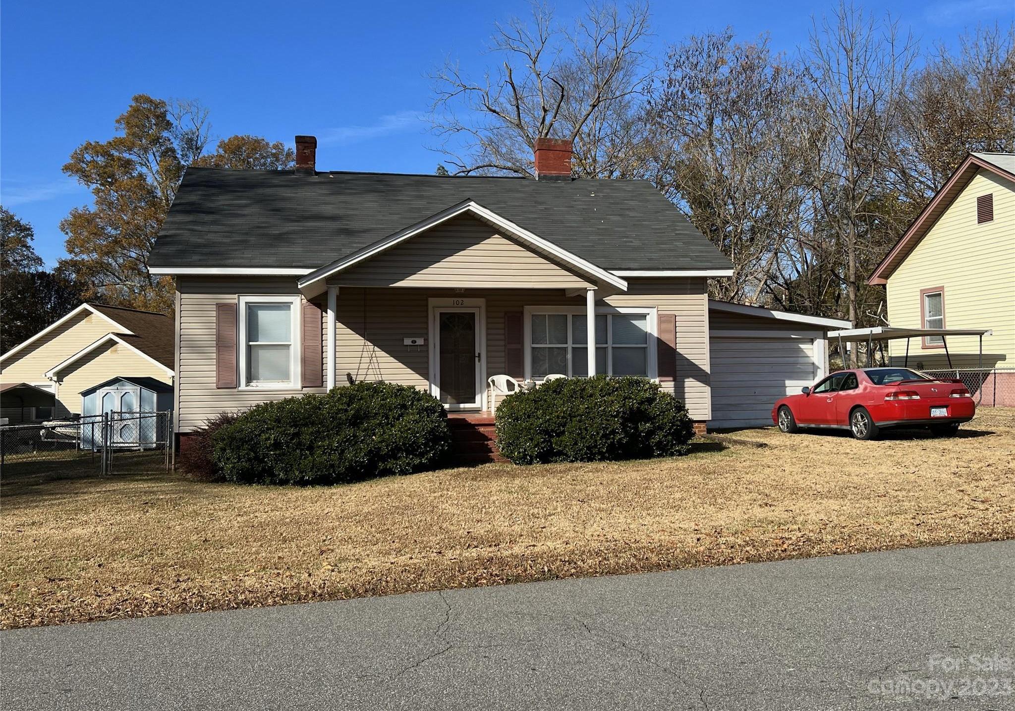 Photo one of 102 Madora St Mount Holly NC 28120 | MLS 4088743