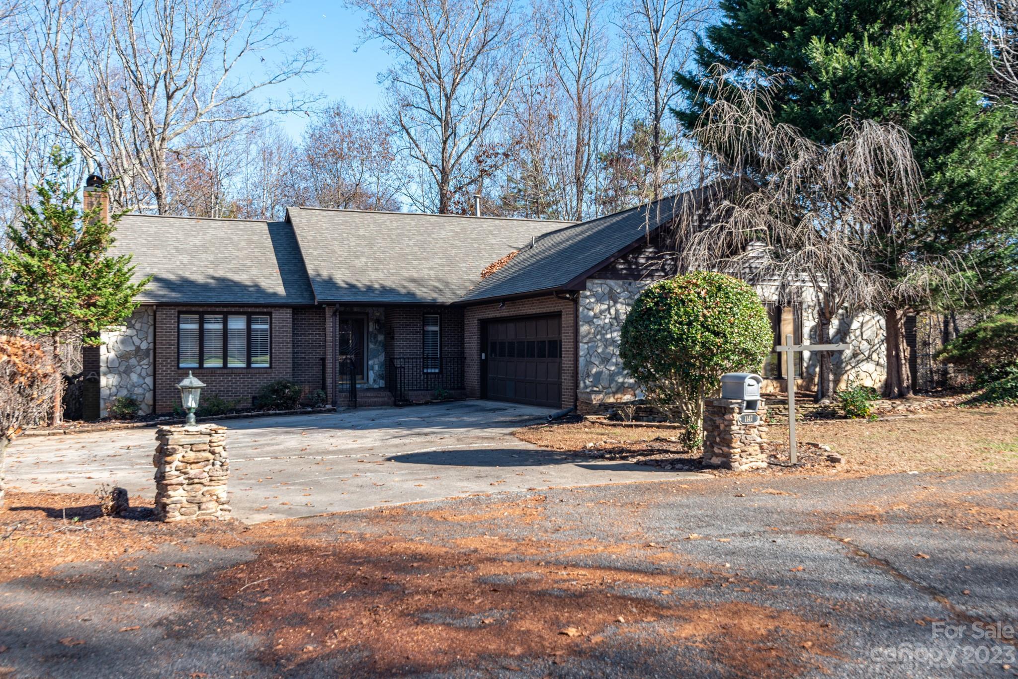 Photo one of 1147 Foxberry Rd Lincolnton NC 28092 | MLS 4090274