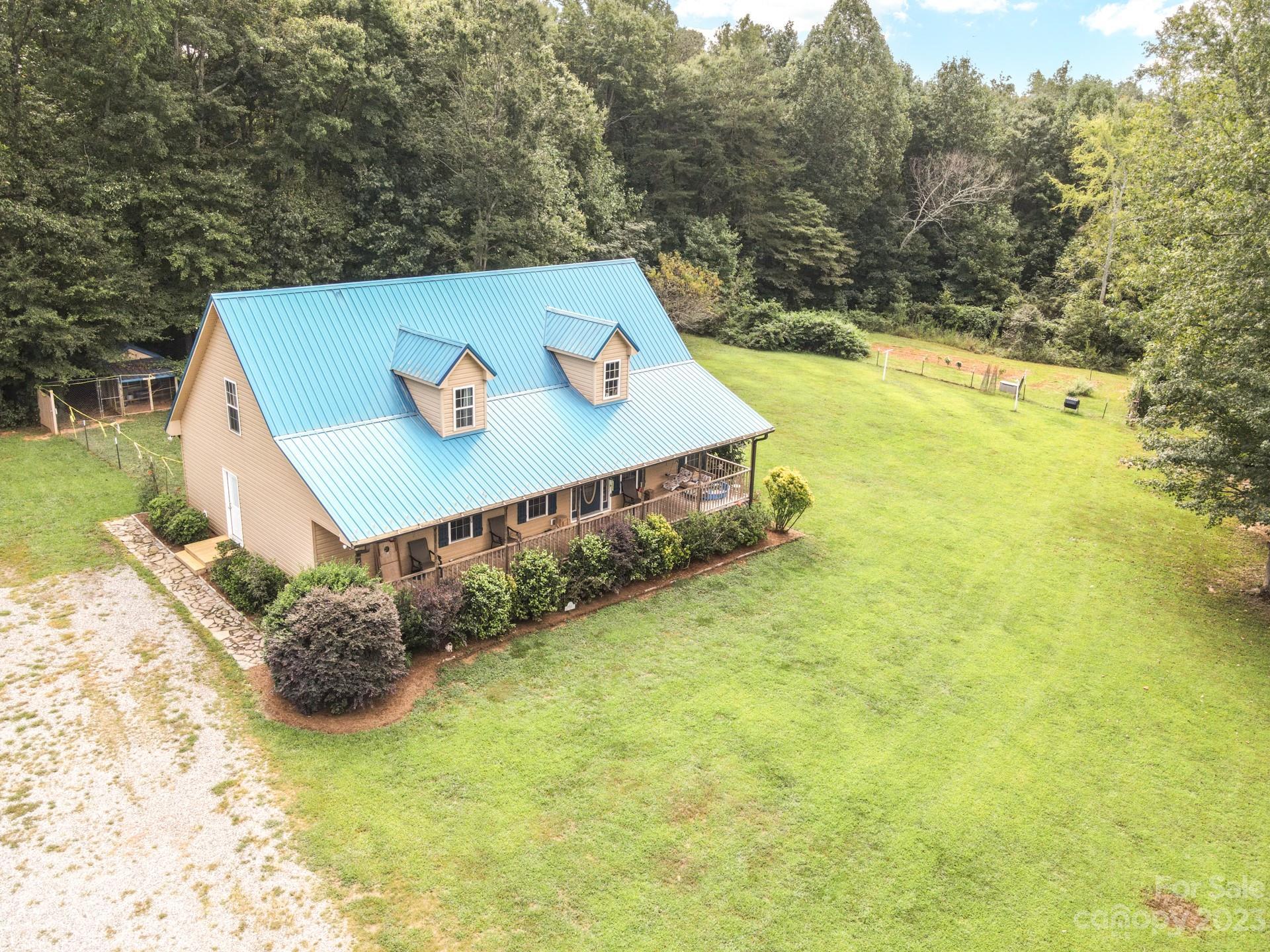 Photo one of 168 Barry Oak Rd Statesville NC 28625 | MLS 4091674