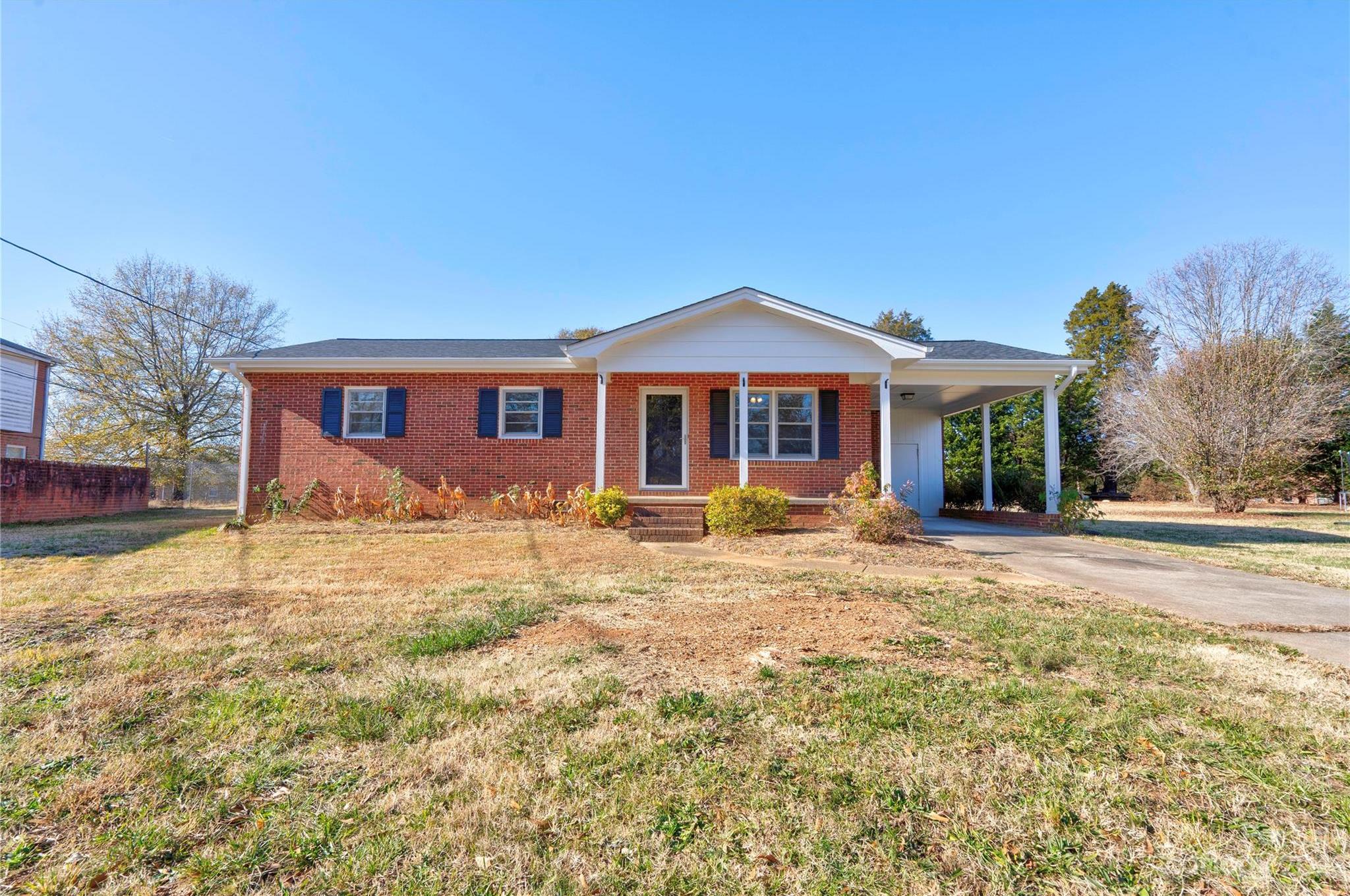 Photo one of 1411 Lenoir Dr Shelby NC 28150 | MLS 4091948
