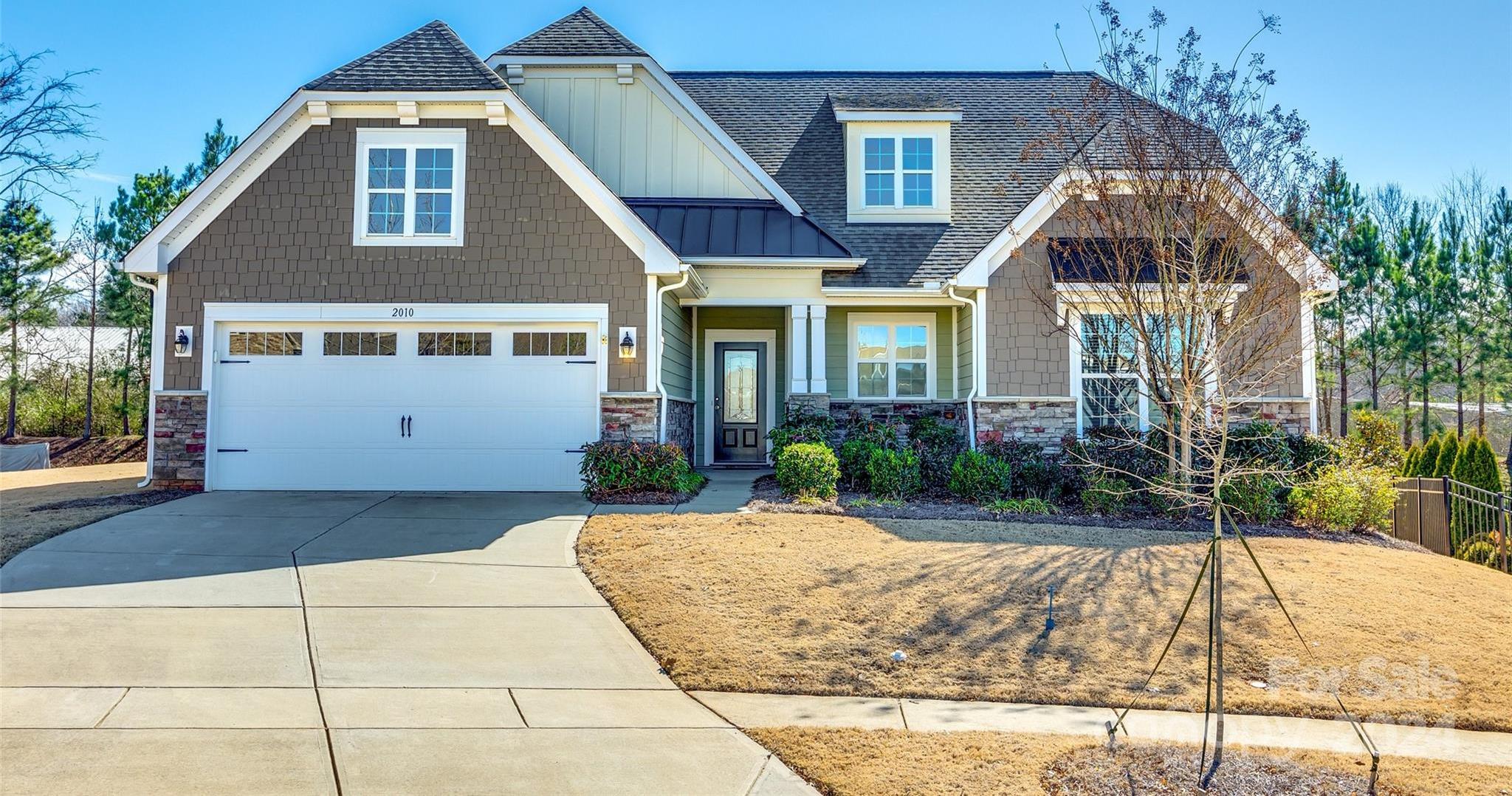 Photo one of 2010 Half Hitch Pt Lake Wylie SC 29710 | MLS 4093027