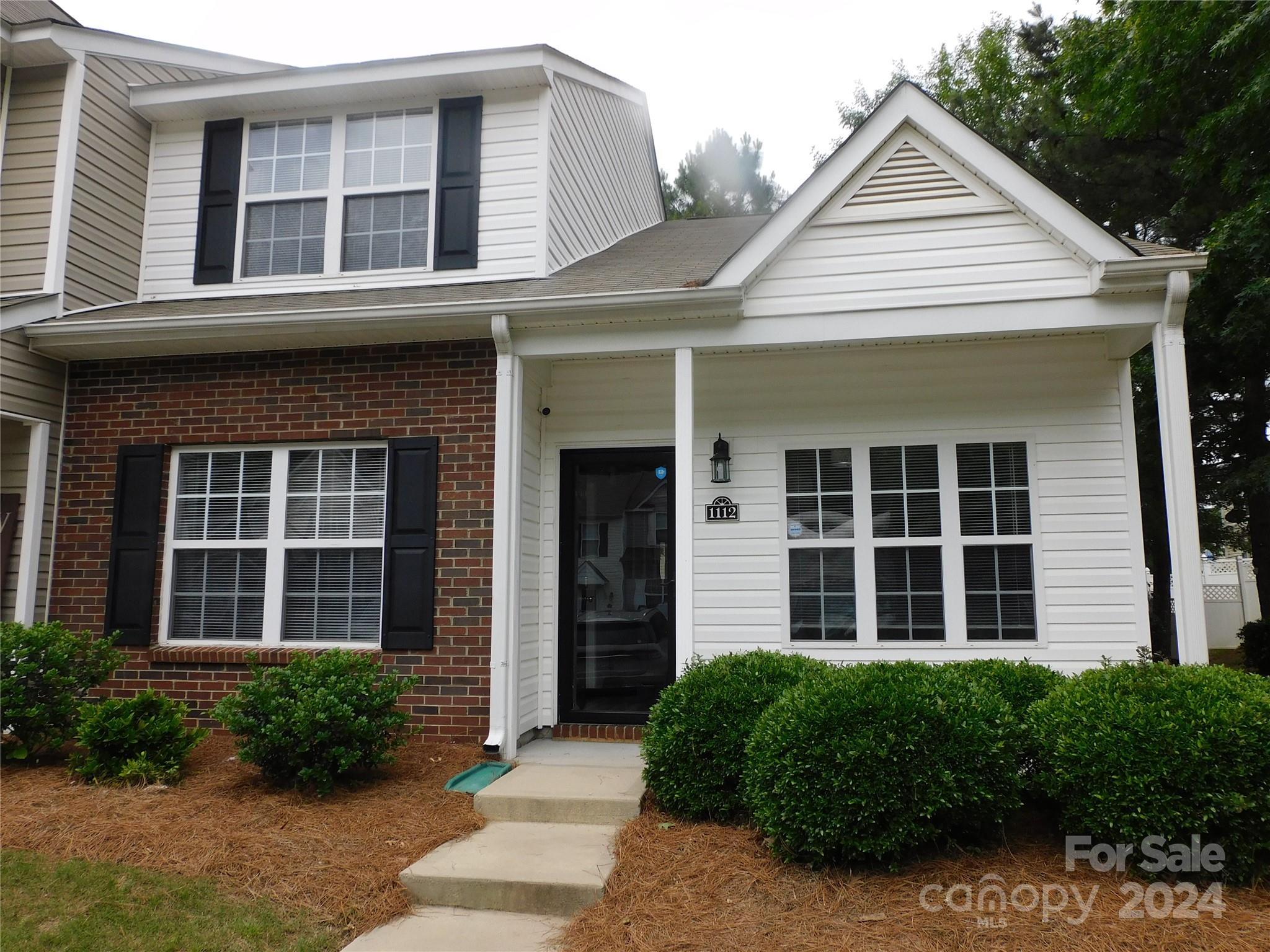 Photo one of 1112 Knotty Hill Dr Rock Hill SC 29732 | MLS 4093815