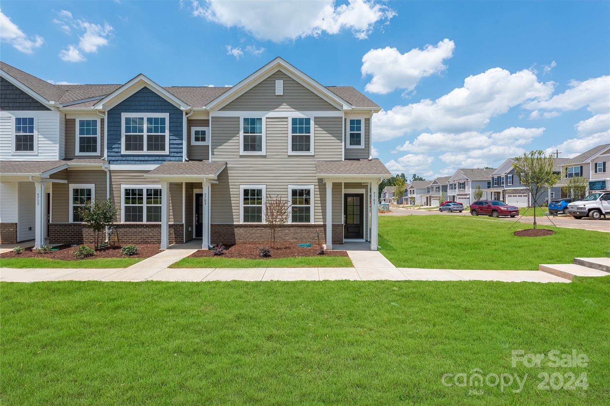 Photo one of 9705 Inkberry Cir # 680 Gastonia NC 28056 | MLS 4100542