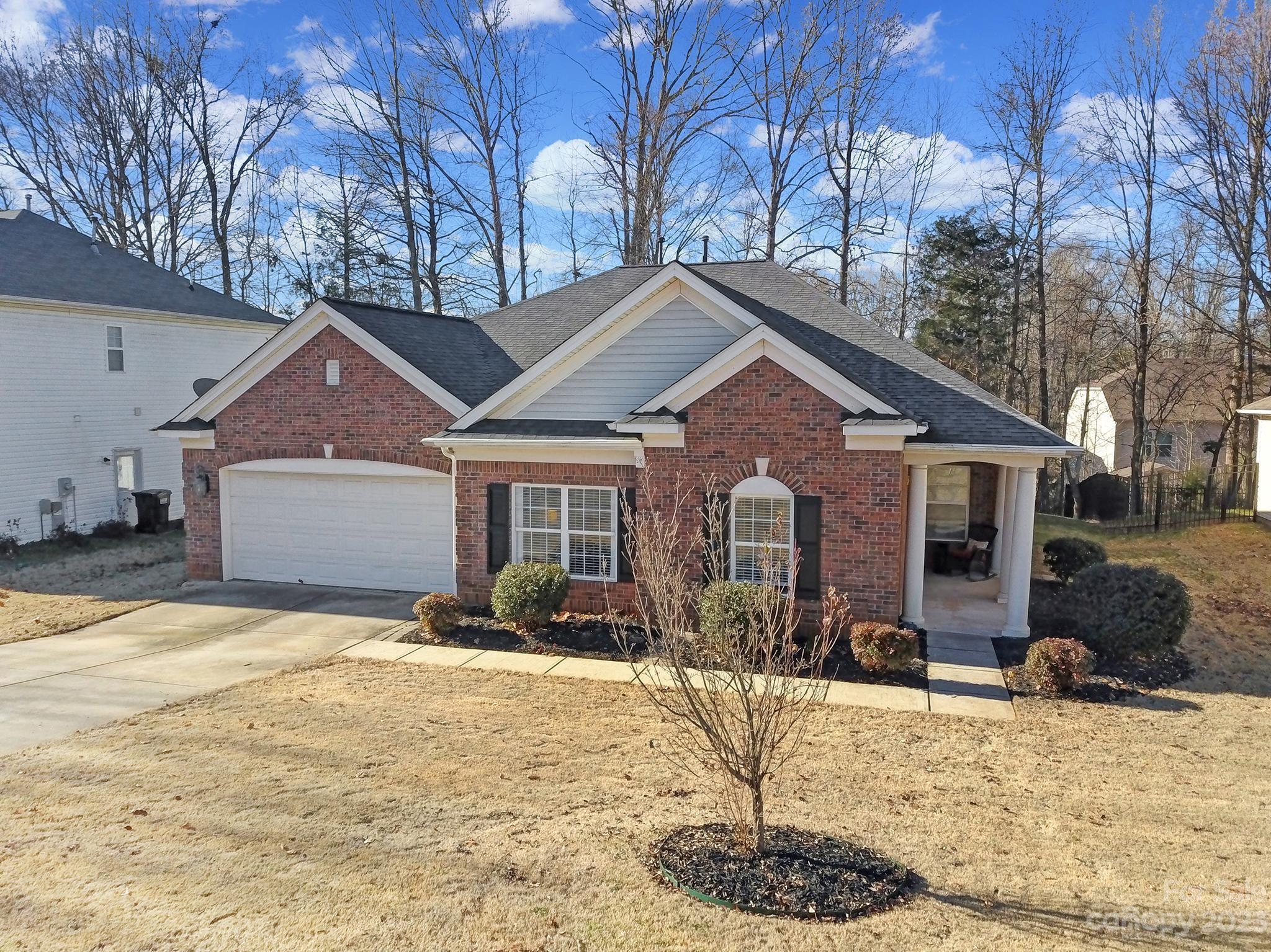 Photo one of 1212 Madison Green Dr Fort Mill SC 29715 | MLS 4102961