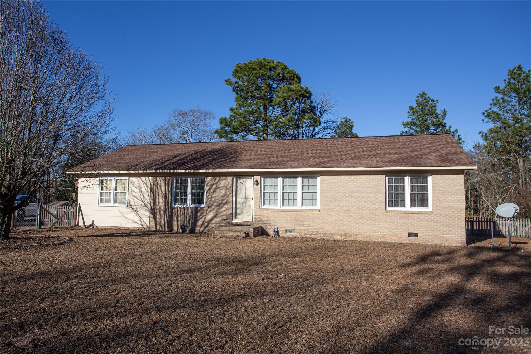 Photo one of 7281 Estridge Ave Kershaw SC 29067 | MLS 4104119