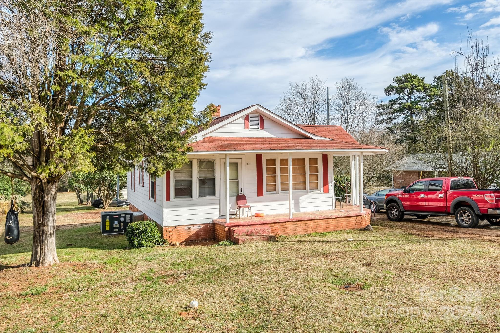 Photo one of 3812 Sarah Nw Dr Concord NC 28027 | MLS 4105303