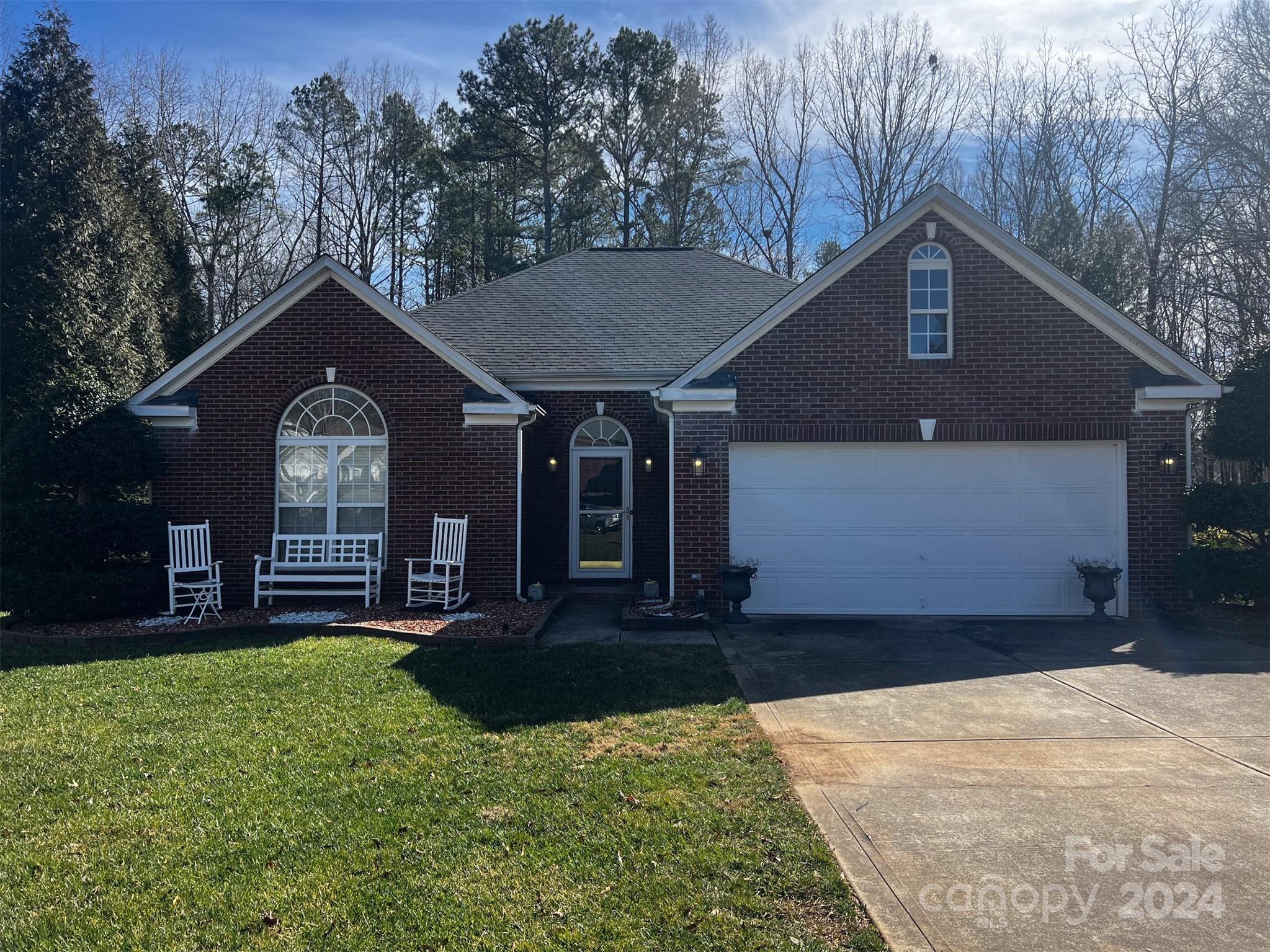 Photo one of 2412 Kings Farm Way Indian Trail NC 28079 | MLS 4106441