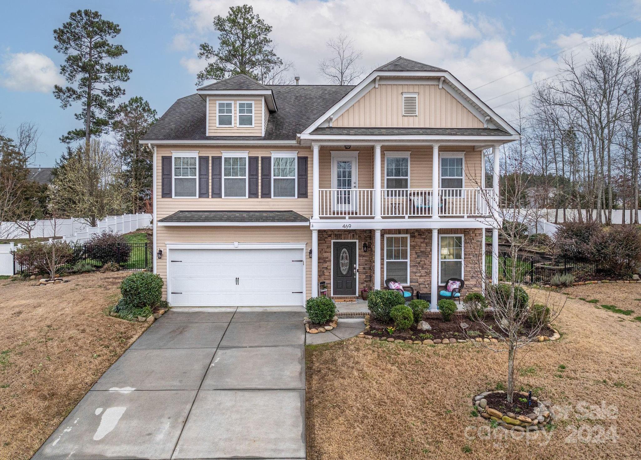 Photo one of 469 Snapdragon Dr Lake Wylie SC 29710 | MLS 4109093