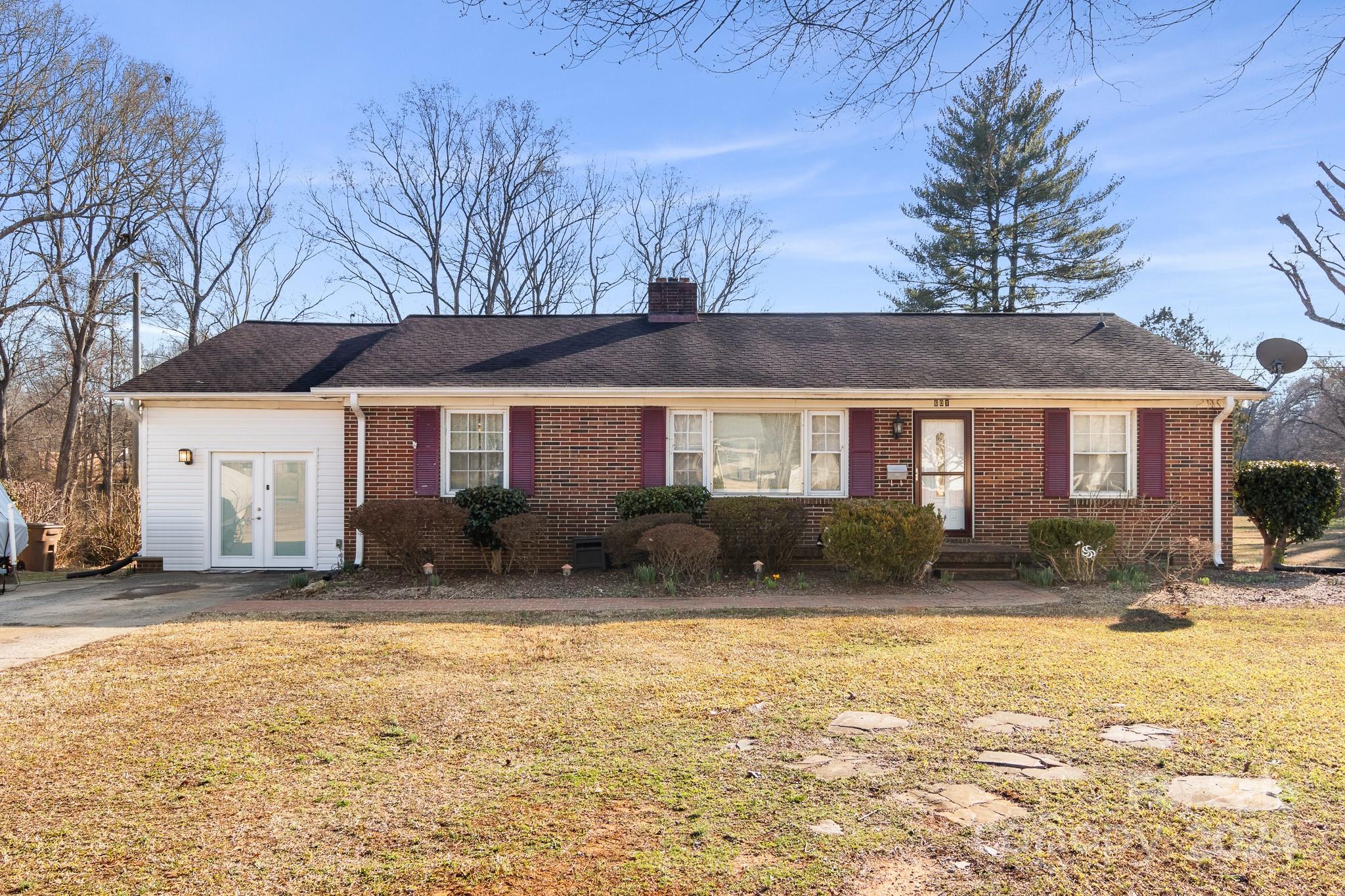 Photo one of 601 Broad St Shelby NC 28152 | MLS 4109764