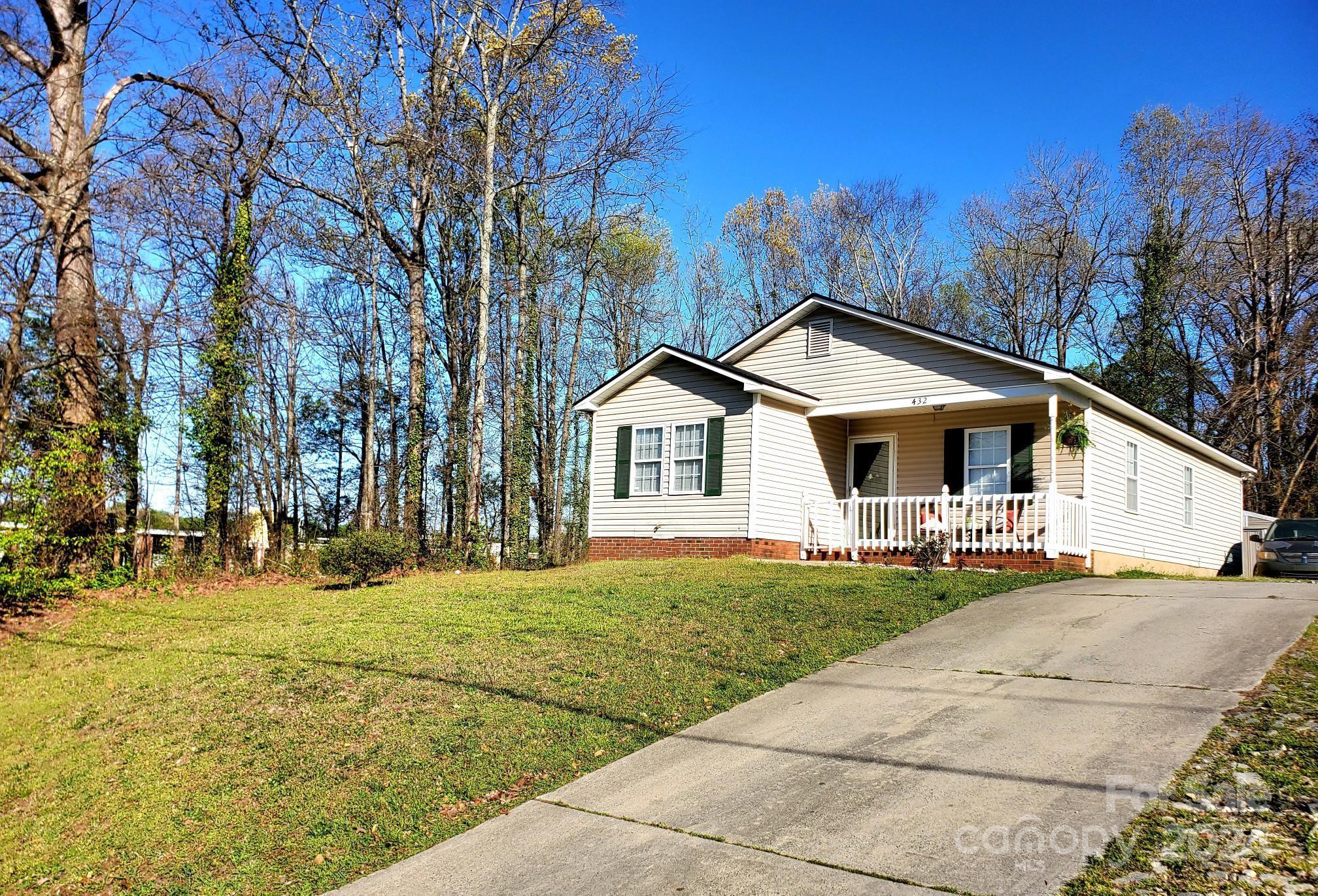 Photo one of 432 Coxe Ave Charlotte NC 28208 | MLS 4110605