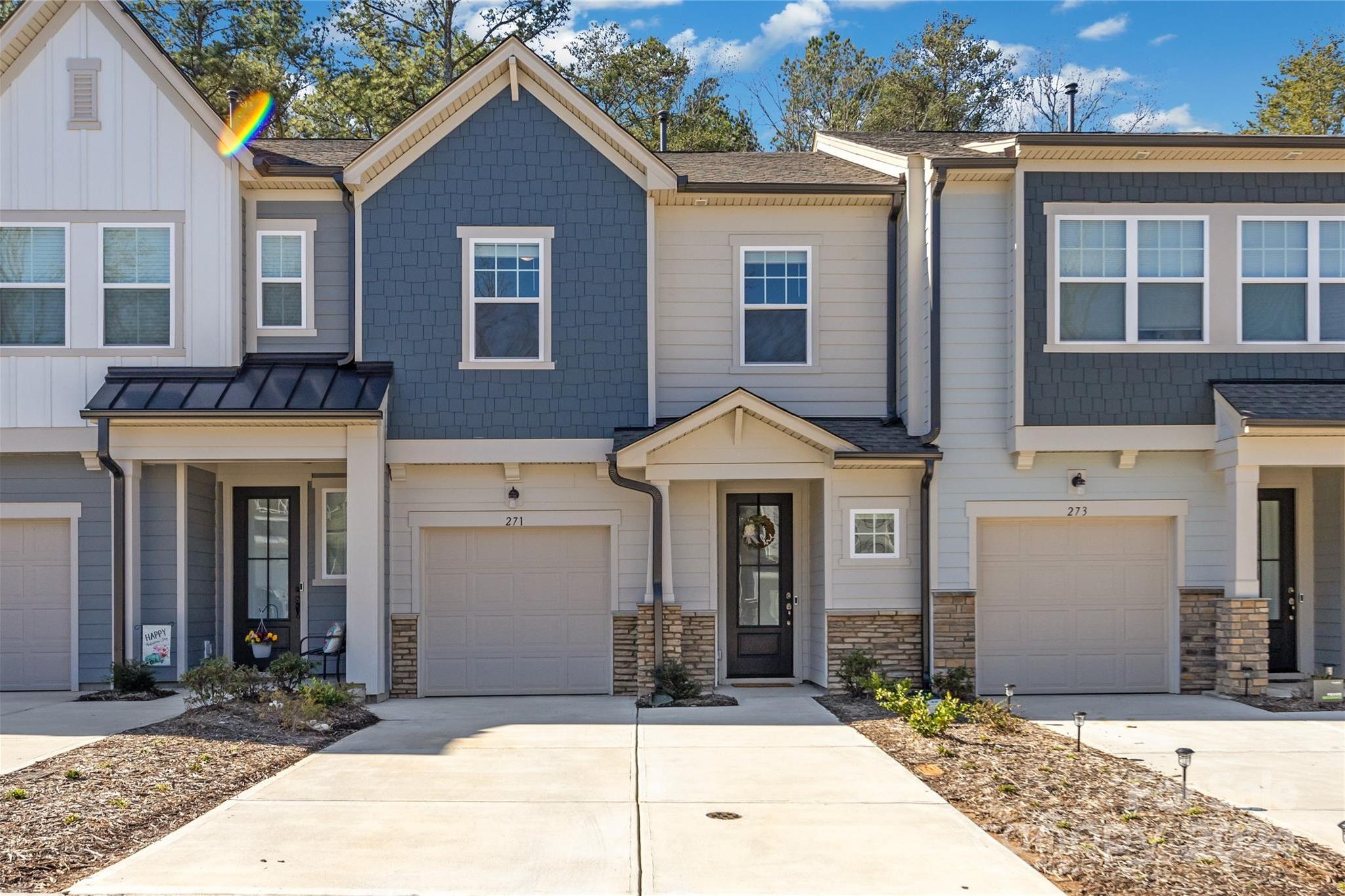 Photo one of 271 Brooks Springs Dr Fort Mill SC 29708 | MLS 4111318