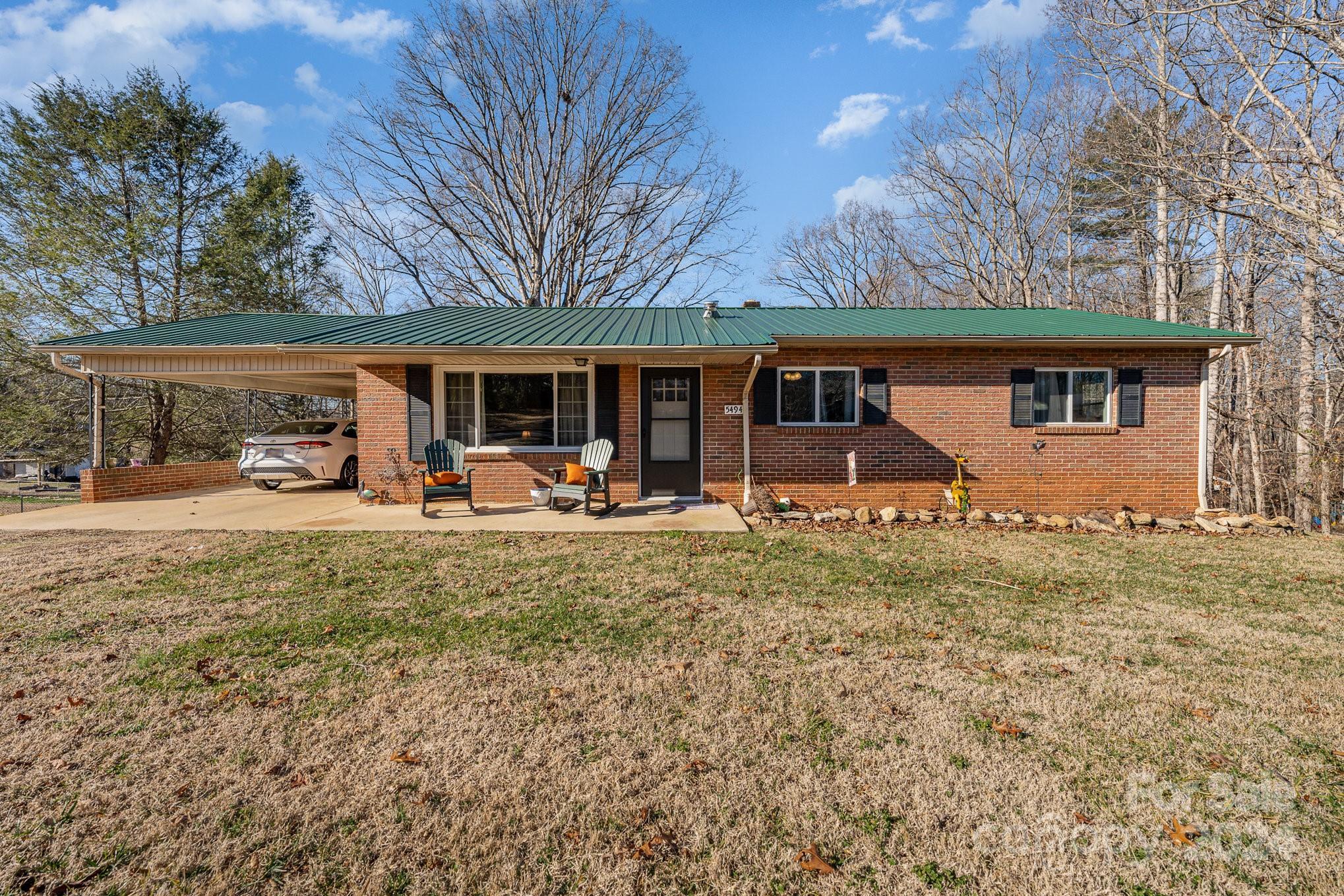 Photo one of 5494 Chestnut Dr Hickory NC 28602 | MLS 4111702