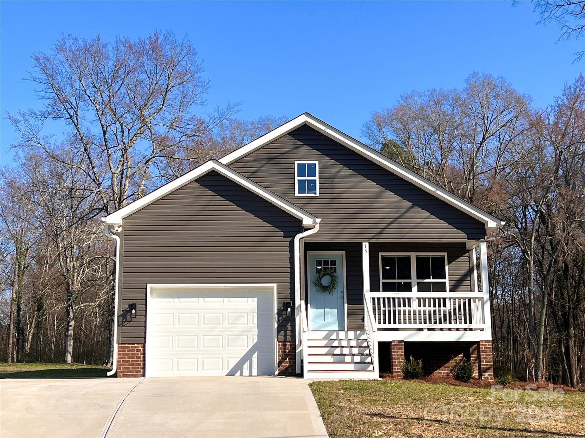 Photo one of 15 Hill St York SC 29745 | MLS 4113585