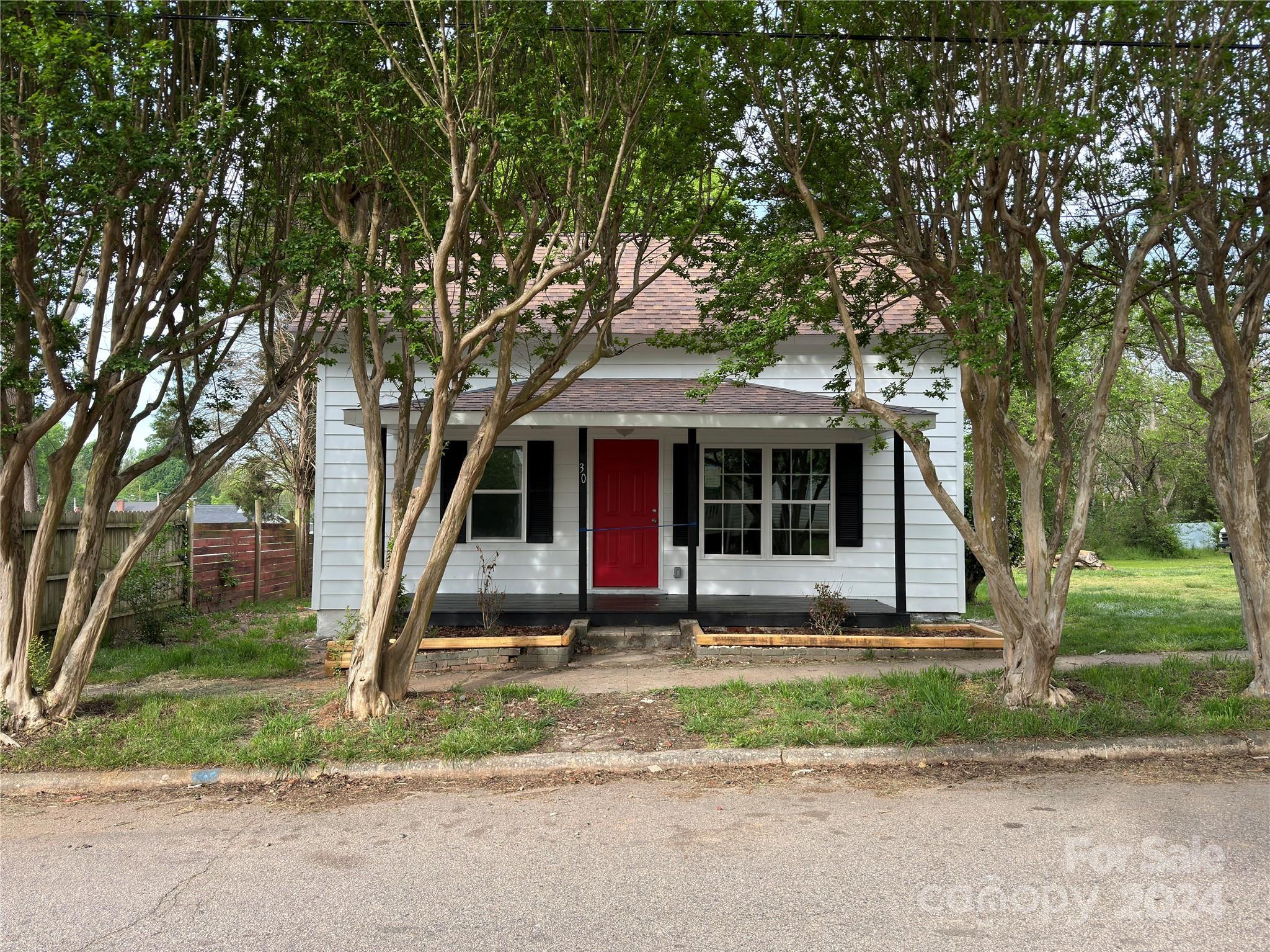 Photo one of 30 Knox St # 107 Salisbury NC 28144 | MLS 4113739