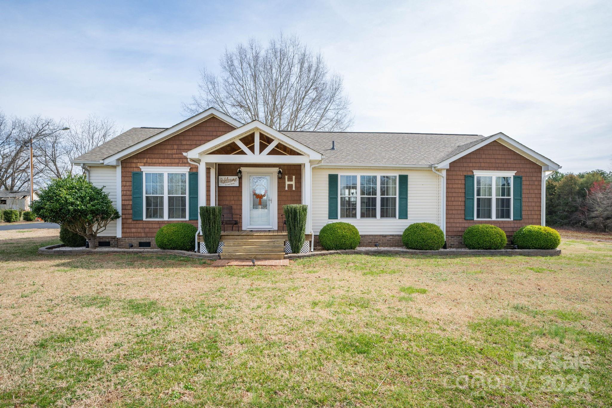 Photo one of 5730 River Bend Rd Claremont NC 28610 | MLS 4115061
