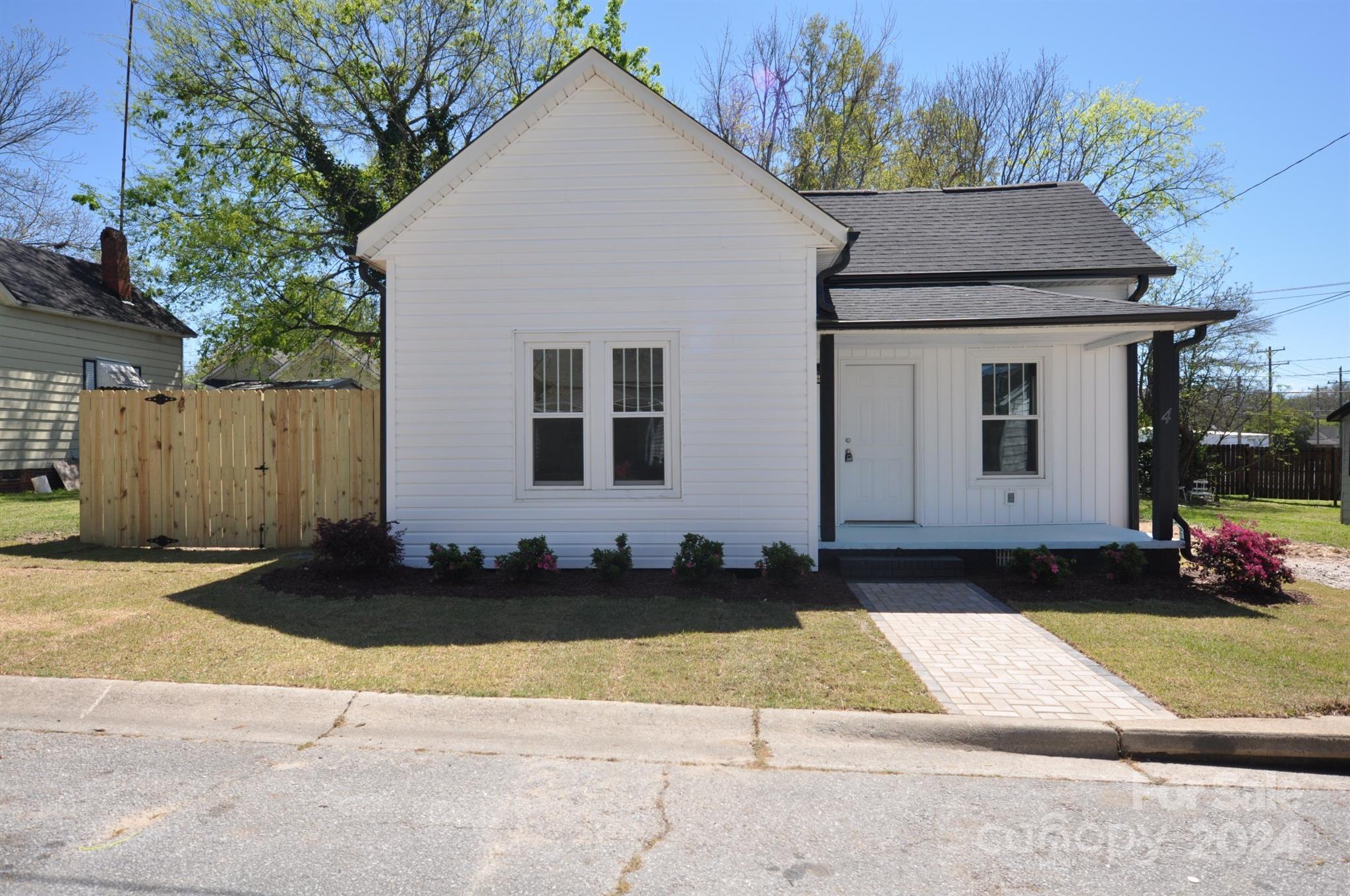 Photo one of 4 Elliott St # D-3 Chester SC 29706 | MLS 4116294