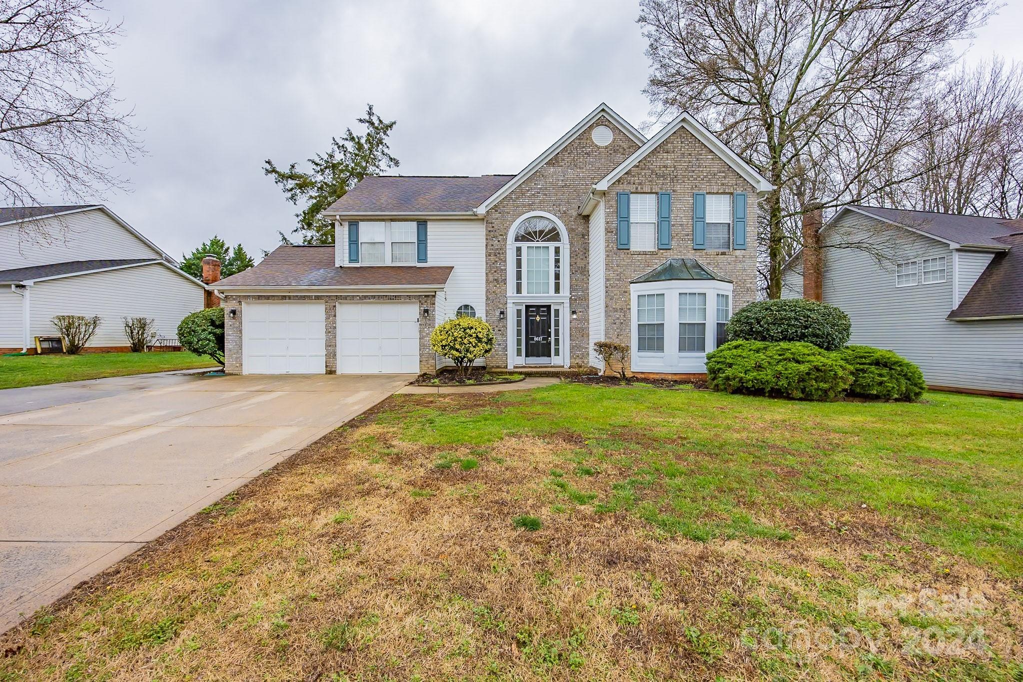 Photo one of 8617 Barrister Way Charlotte NC 28216 | MLS 4116391