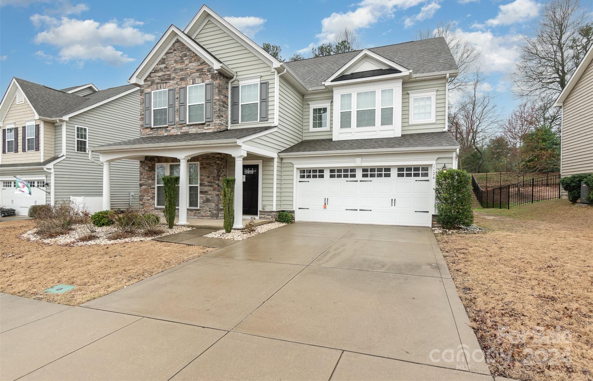 Photo one of 1126 Kings Bottom Dr Fort Mill SC 29715 | MLS 4116670